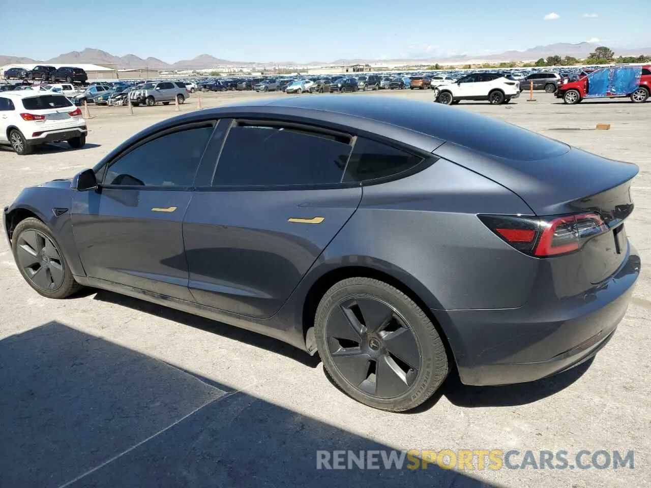 2 Фотография поврежденного автомобиля 5YJ3E1EAXPF409835 TESLA MODEL 3 2023