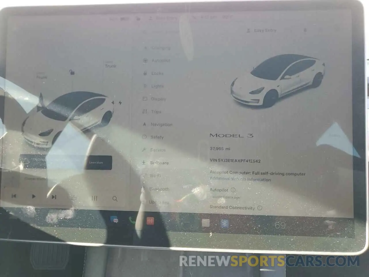 9 Photograph of a damaged car 5YJ3E1EAXPF412542 TESLA MODEL 3 2023