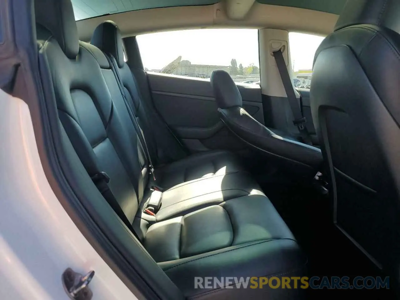 10 Фотография поврежденного автомобиля 5YJ3E1EAXPF447422 TESLA MODEL 3 2023