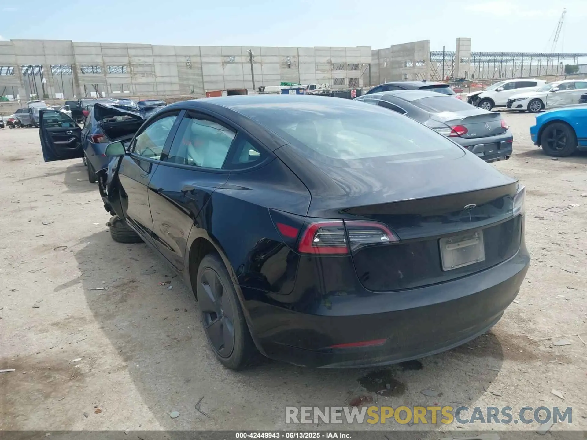 3 Photograph of a damaged car 5YJ3E1EAXPF453415 TESLA MODEL 3 2023