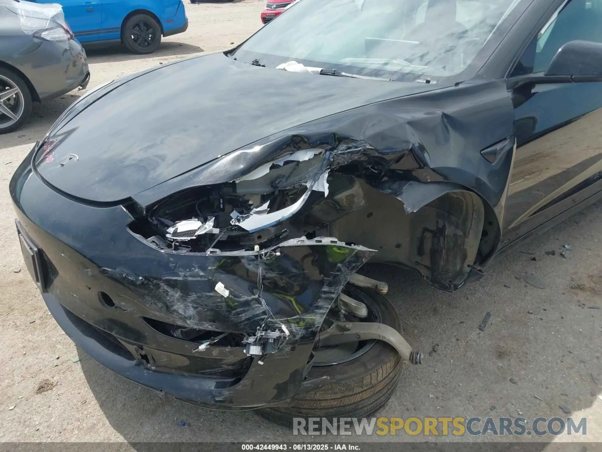 6 Photograph of a damaged car 5YJ3E1EAXPF453415 TESLA MODEL 3 2023