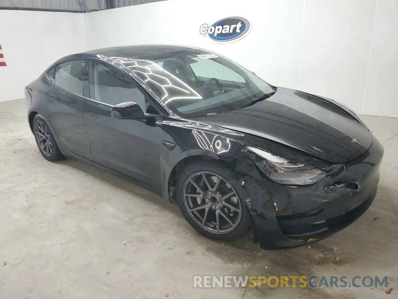 4 Фотография поврежденного автомобиля 5YJ3E1EAXPF453723 TESLA MODEL 3 2023