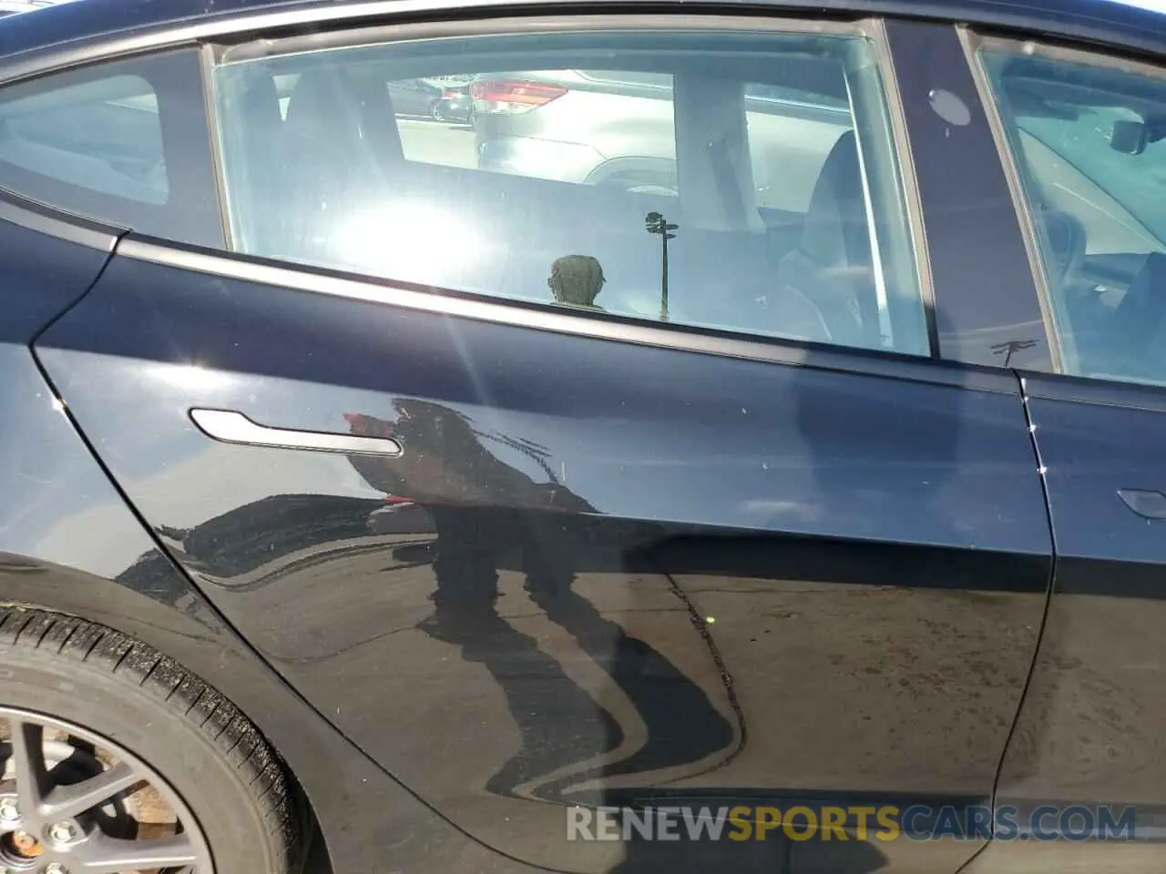 10 Photograph of a damaged car 5YJ3E1EAXPF501480 TESLA MODEL 3 2023
