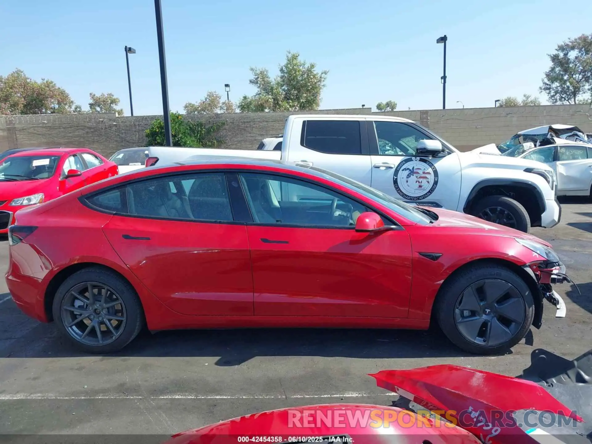 14 Фотография поврежденного автомобиля 5YJ3E1EAXPF505691 TESLA MODEL 3 2023