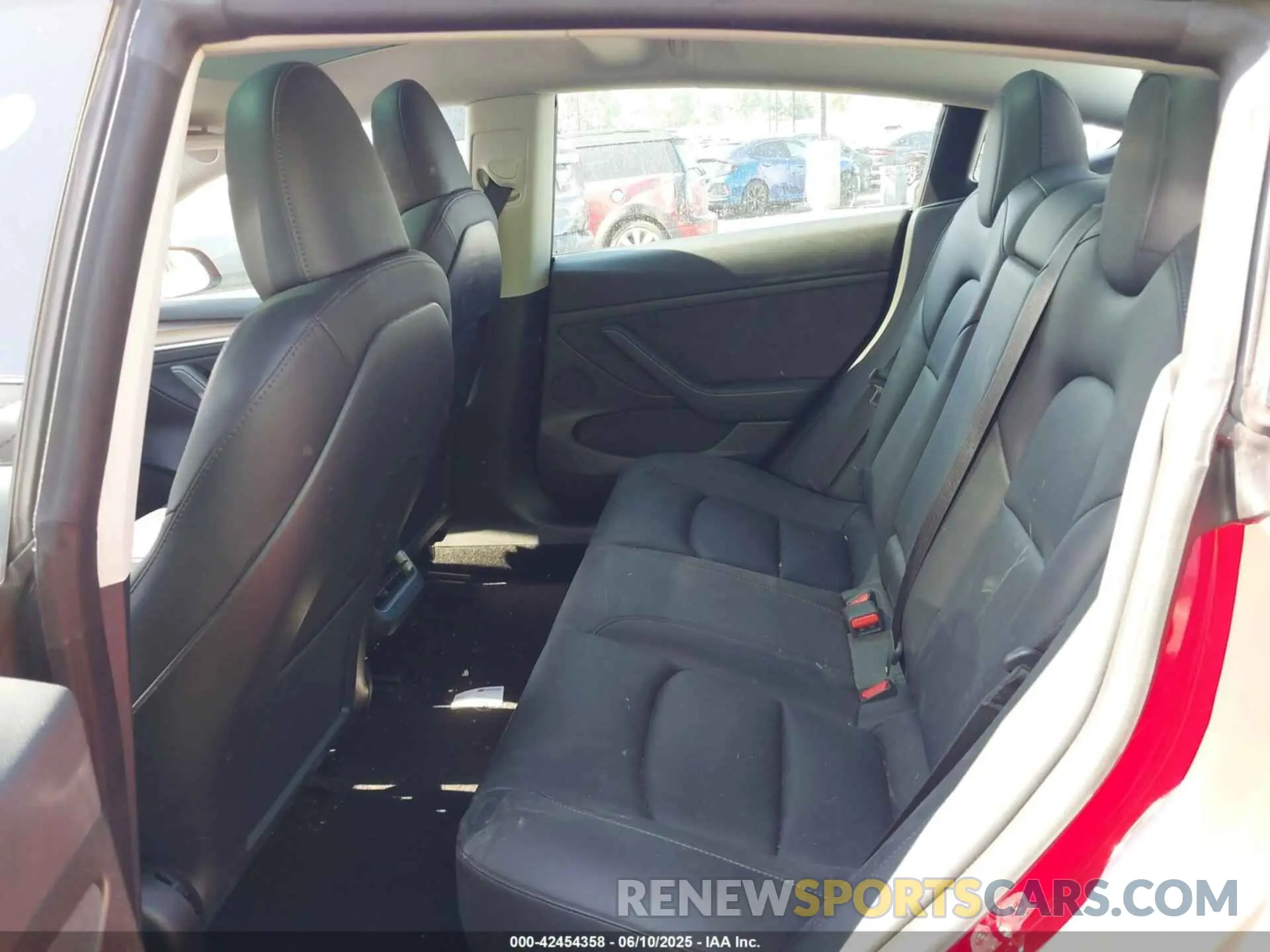 8 Фотография поврежденного автомобиля 5YJ3E1EAXPF505691 TESLA MODEL 3 2023
