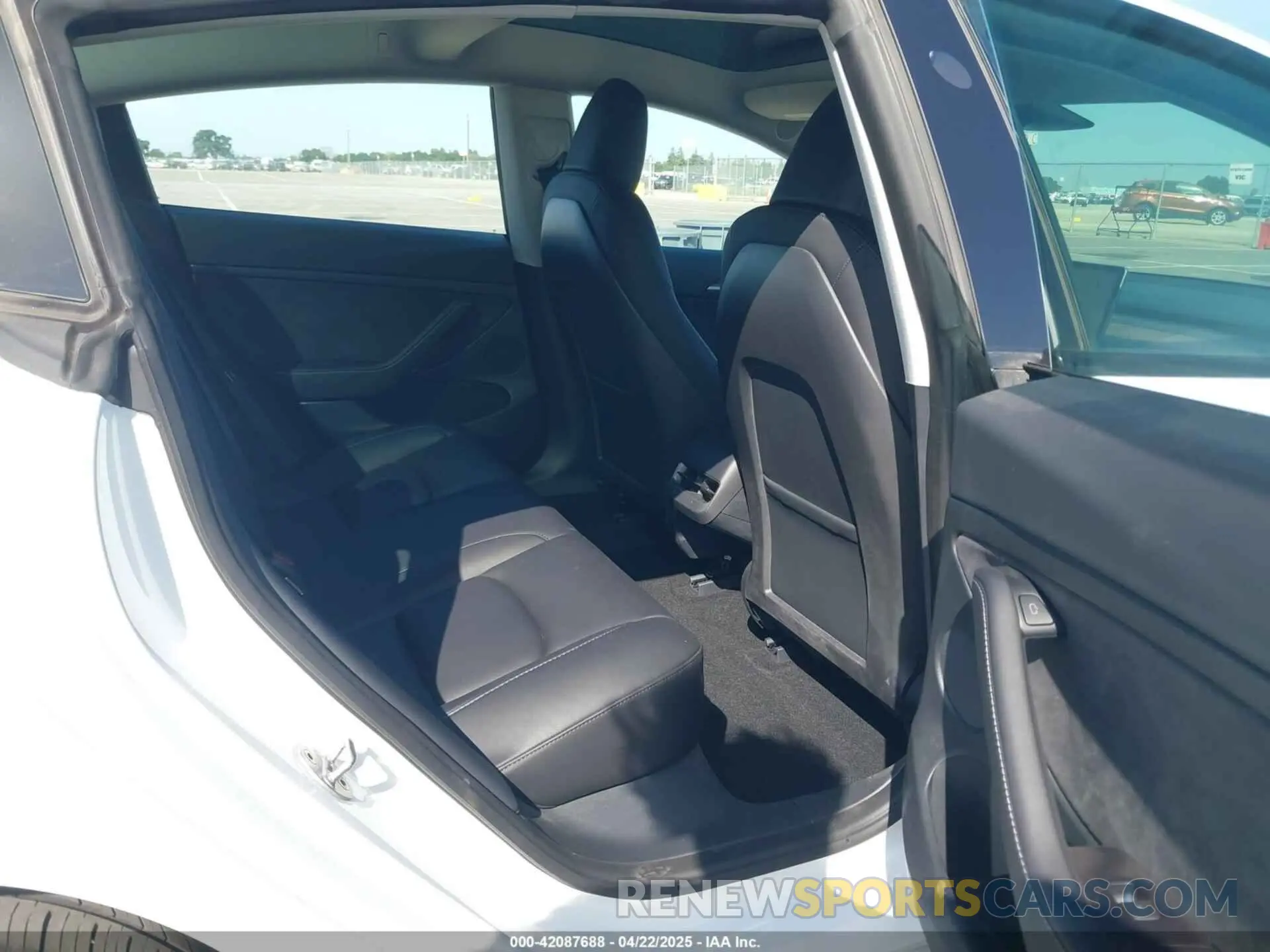 8 Photograph of a damaged car 5YJ3E1EAXPF506310 TESLA MODEL 3 2023
