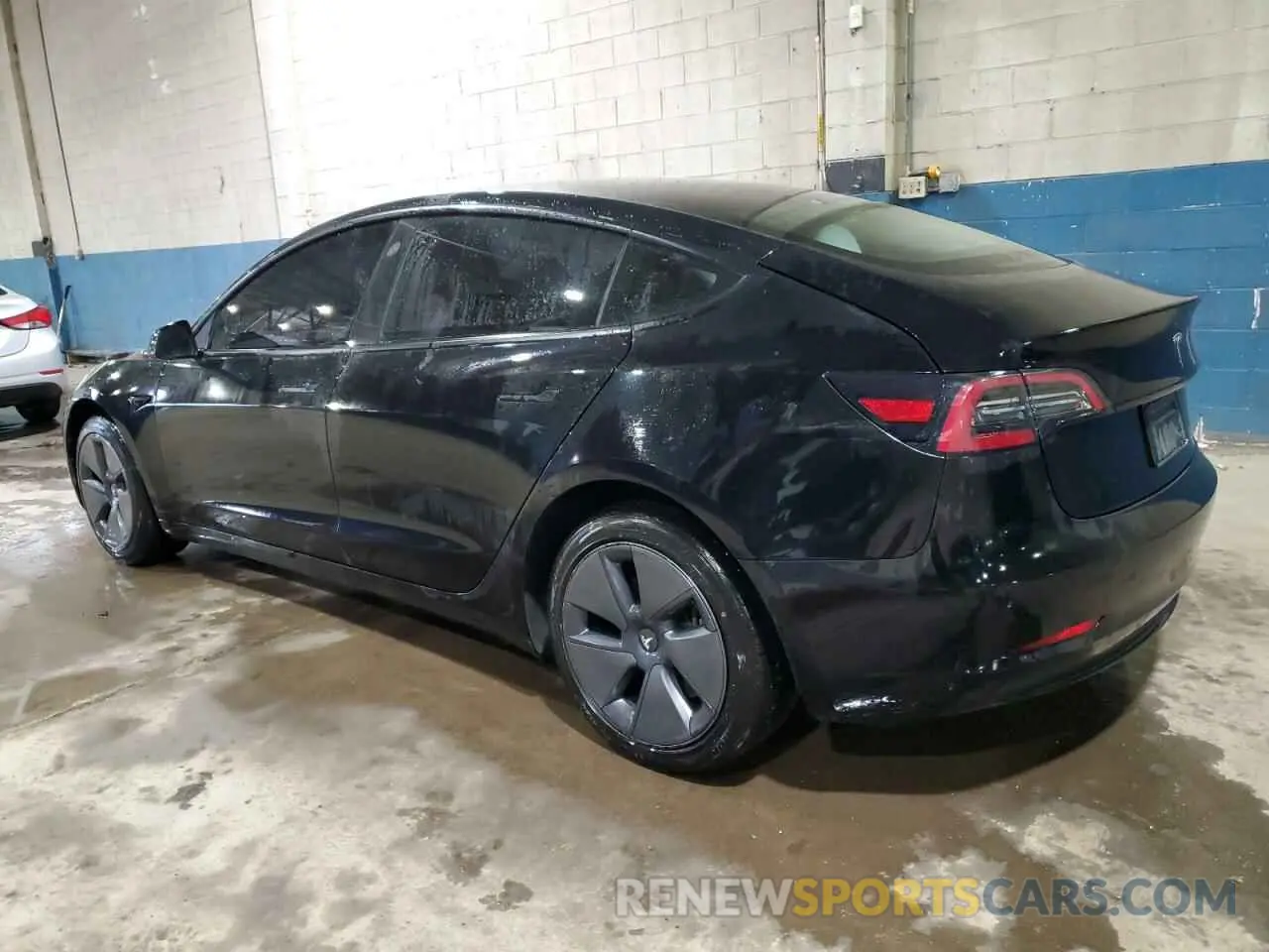 2 Фотография поврежденного автомобиля 5YJ3E1EAXPF507571 TESLA MODEL 3 2023