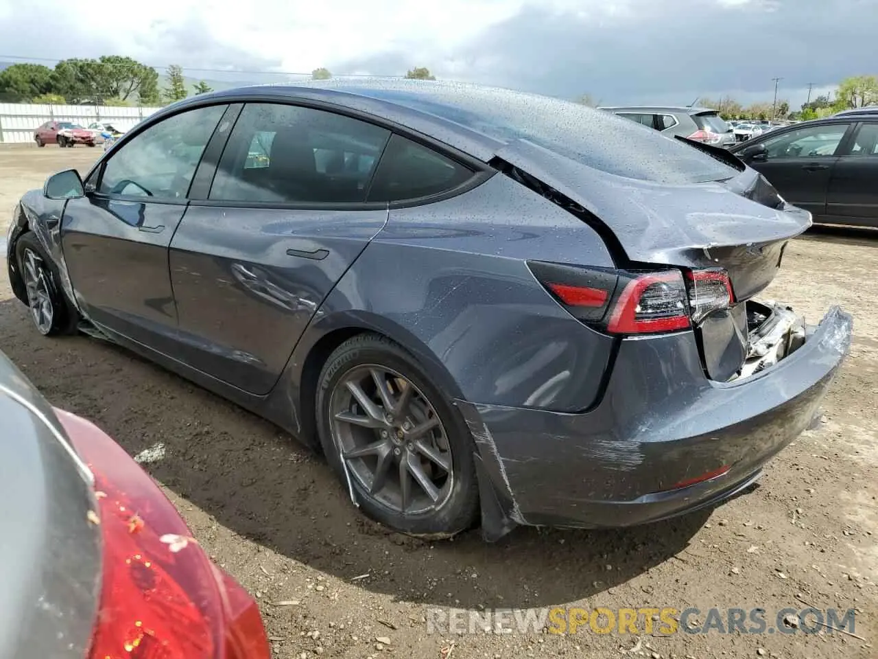 2 Фотография поврежденного автомобиля 5YJ3E1EAXPF546757 TESLA MODEL 3 2023
