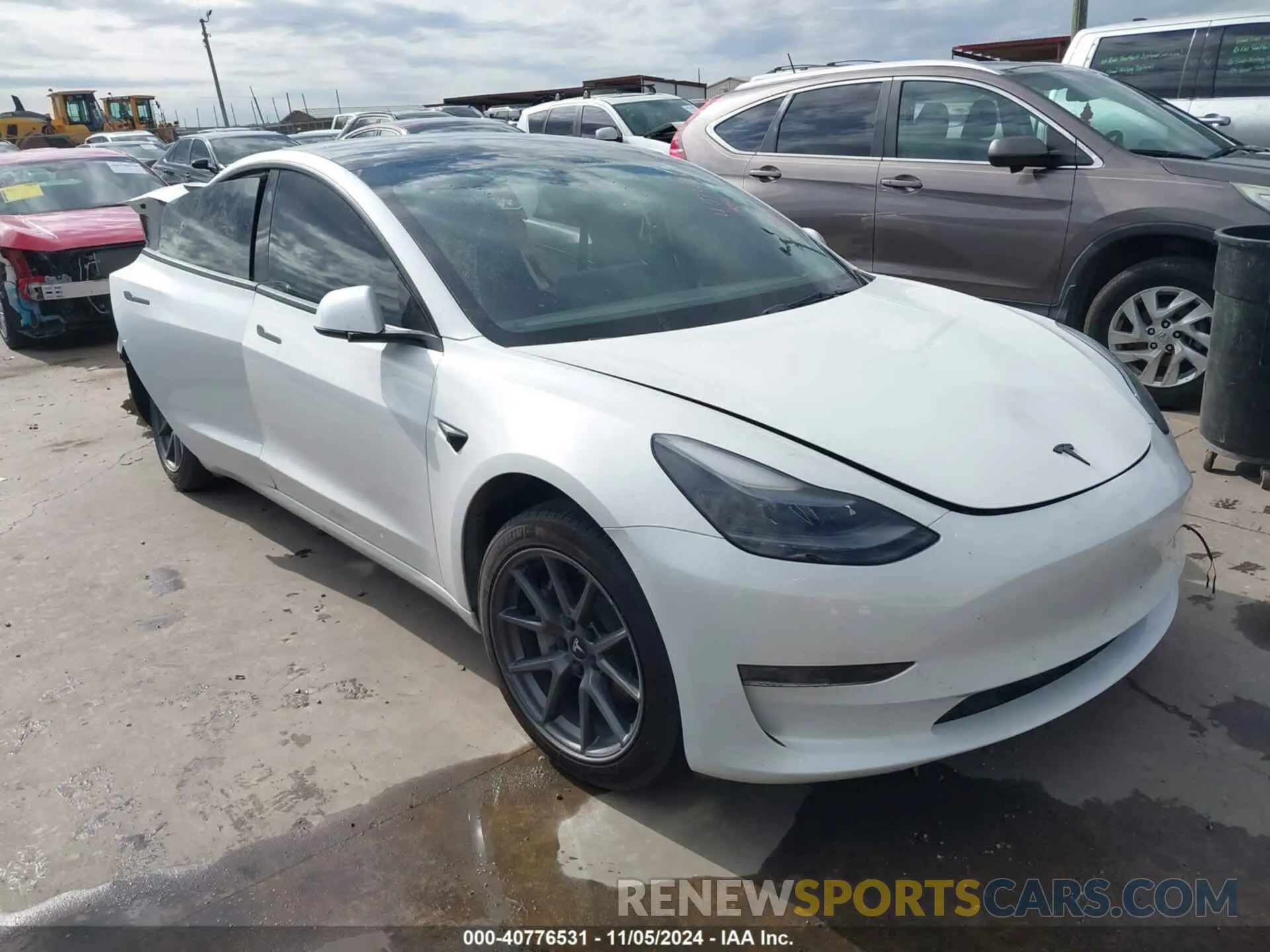 1 Фотография поврежденного автомобиля 5YJ3E1EAXPF568063 TESLA MODEL 3 2023