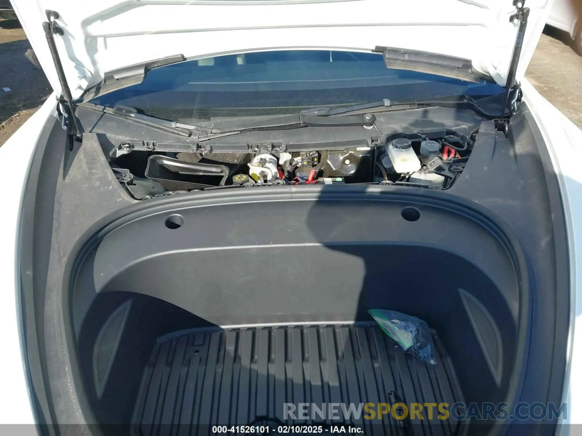 10 Photograph of a damaged car 5YJ3E1EAXPF572744 TESLA MODEL 3 2023