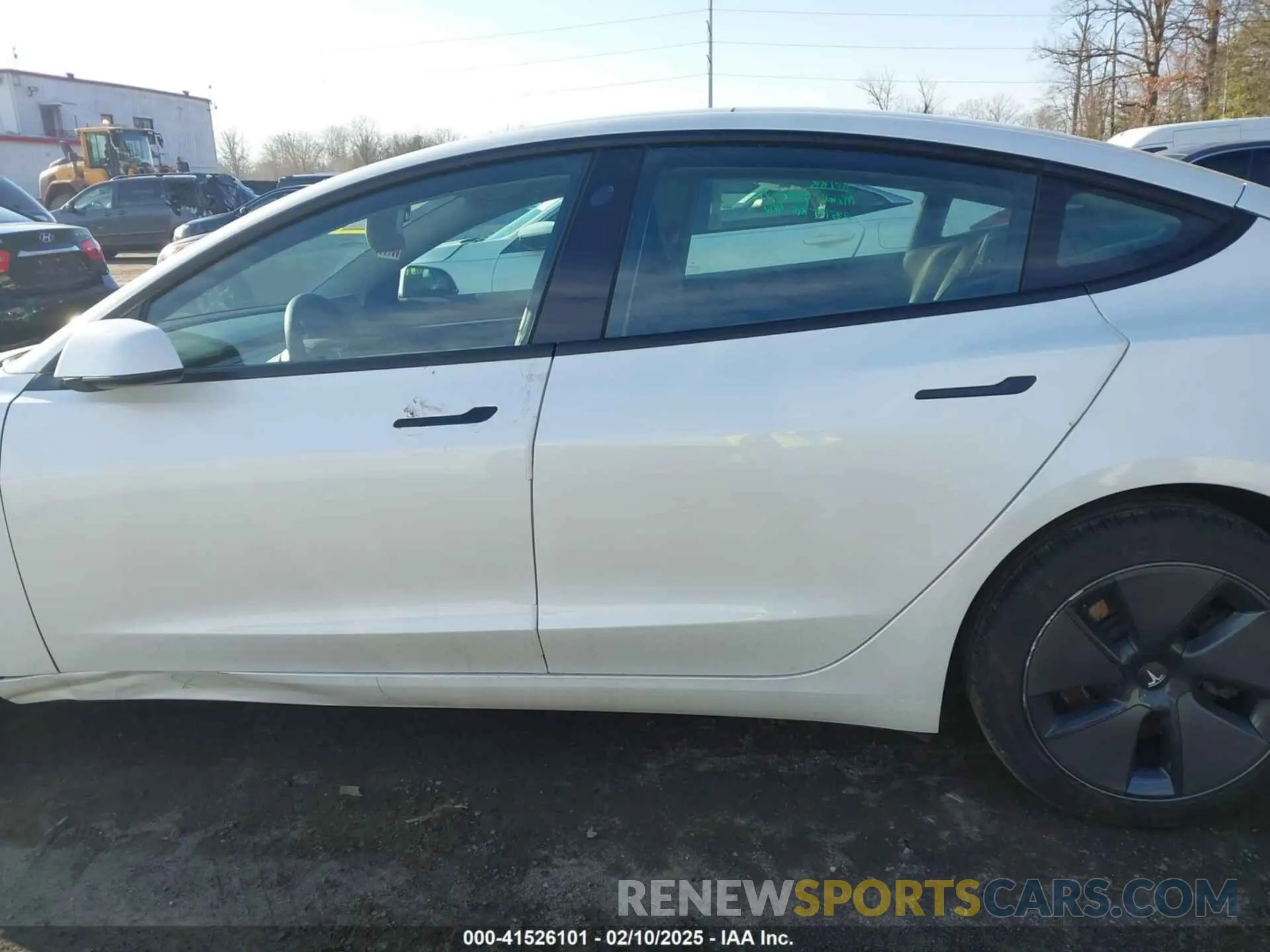 15 Photograph of a damaged car 5YJ3E1EAXPF572744 TESLA MODEL 3 2023