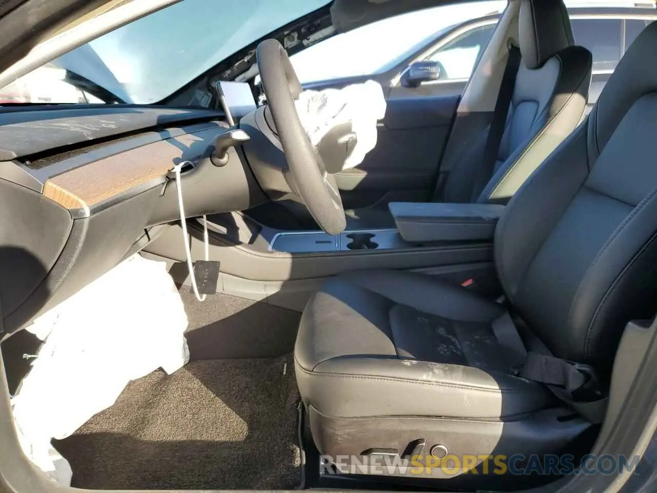 7 Photograph of a damaged car 5YJ3E1EAXPF594257 TESLA MODEL 3 2023