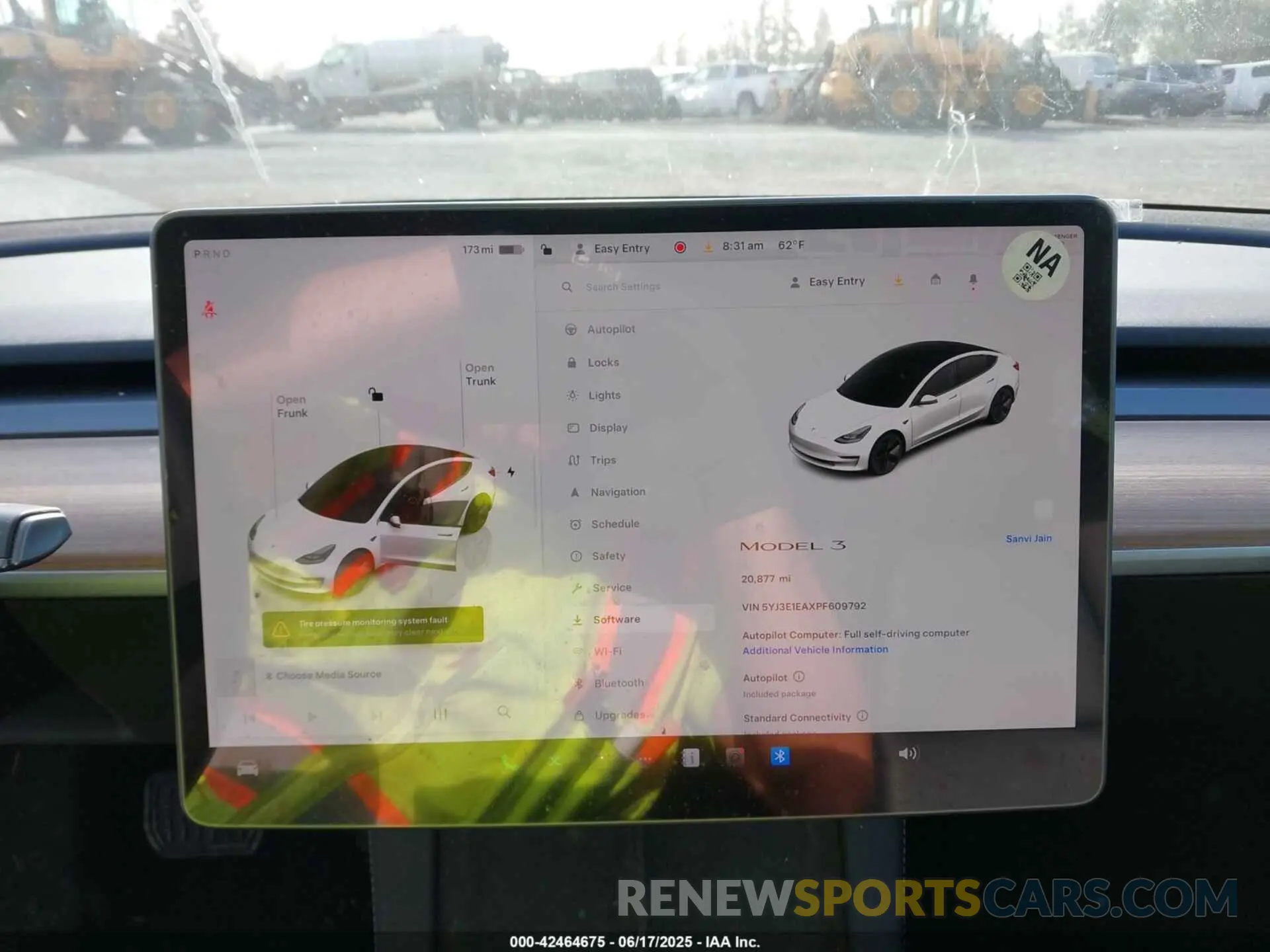 18 Фотография поврежденного автомобиля 5YJ3E1EAXPF609792 TESLA MODEL 3 2023
