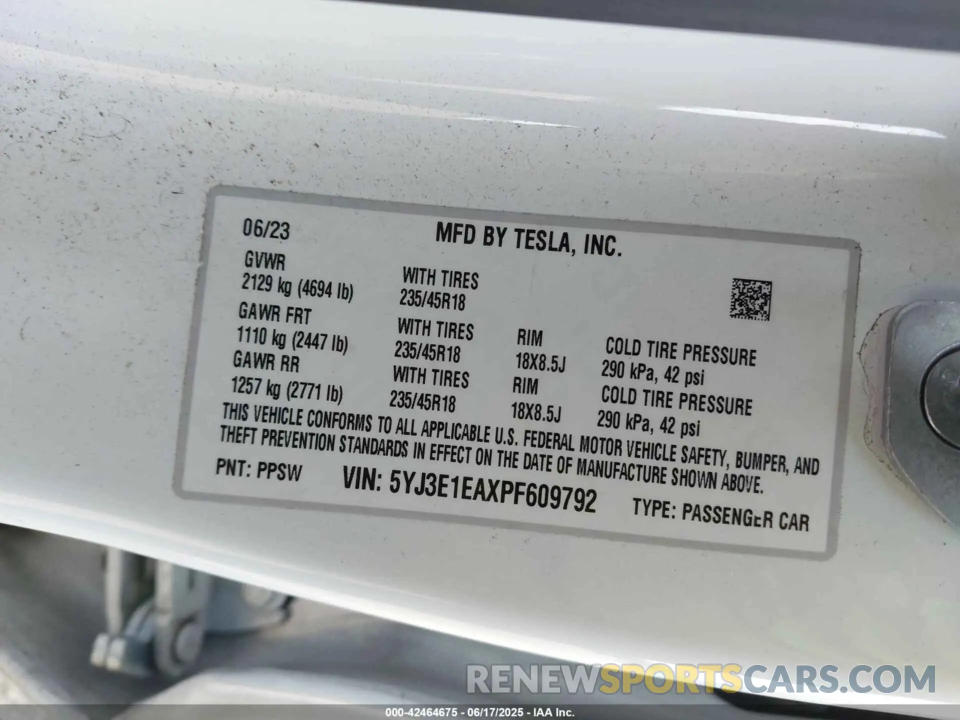 9 Фотография поврежденного автомобиля 5YJ3E1EAXPF609792 TESLA MODEL 3 2023