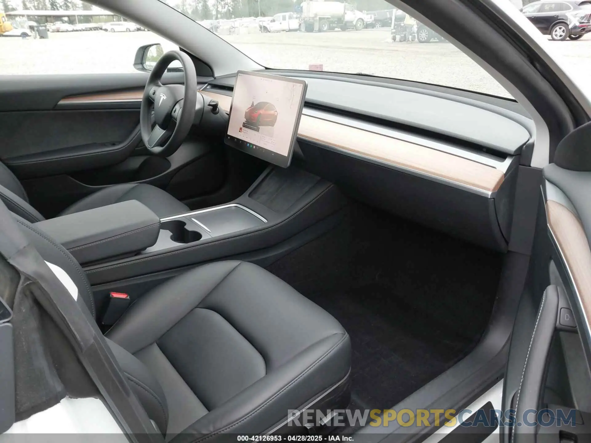 5 Фотография поврежденного автомобиля 5YJ3E1EAXPF611882 TESLA MODEL 3 2023
