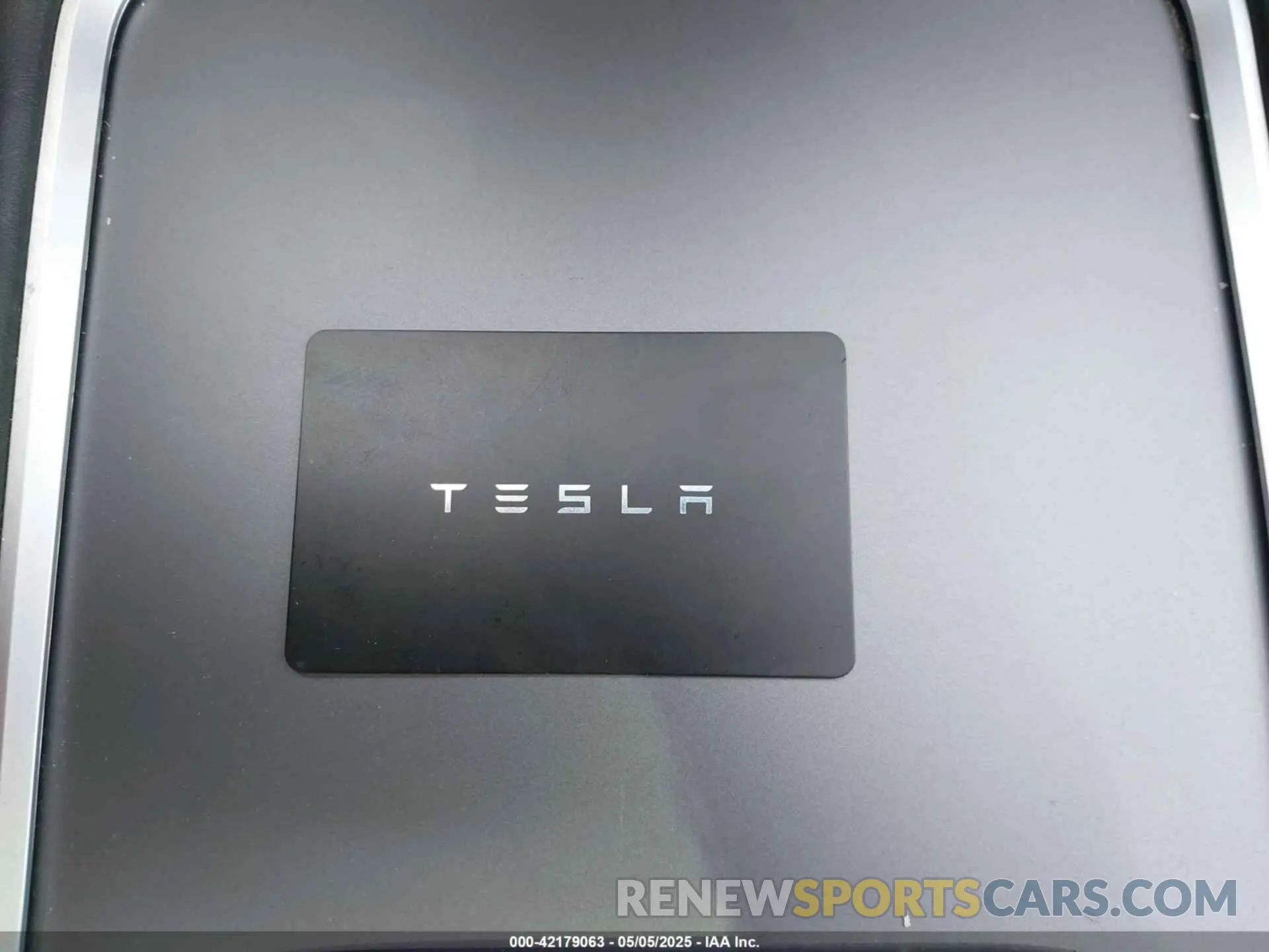 11 Фотография поврежденного автомобиля 5YJ3E1EAXPF620484 TESLA MODEL 3 2023