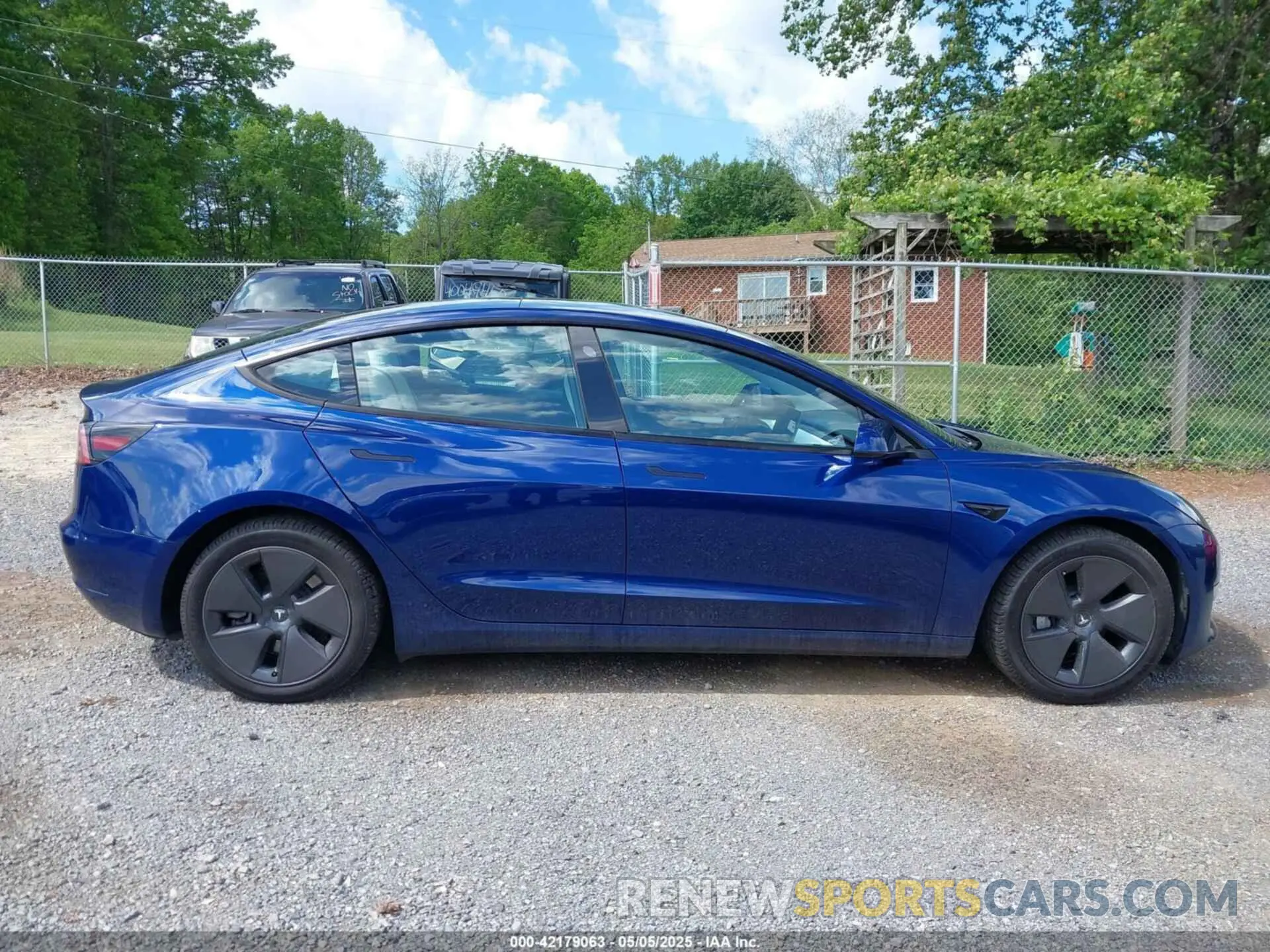 13 Фотография поврежденного автомобиля 5YJ3E1EAXPF620484 TESLA MODEL 3 2023