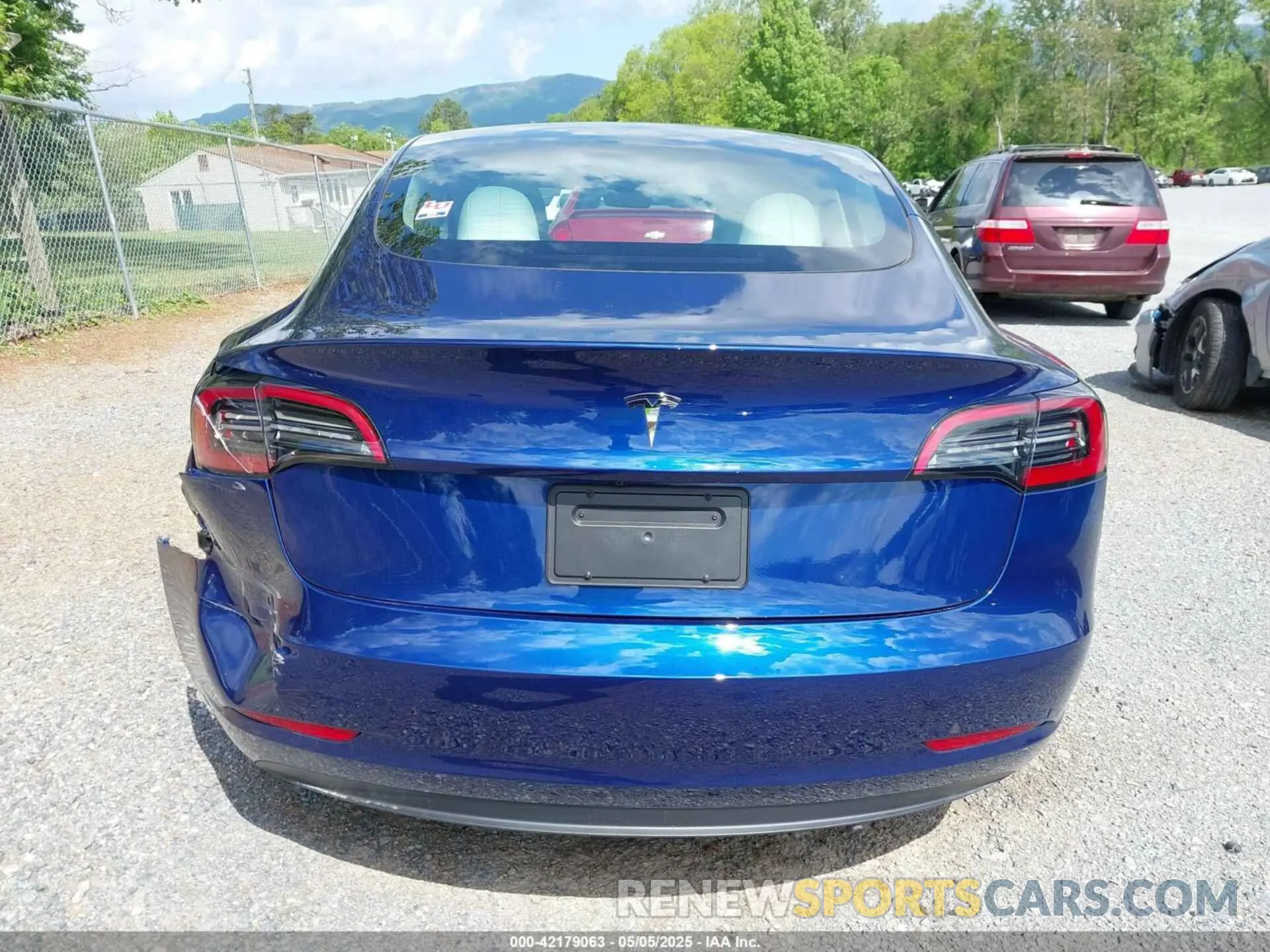 16 Фотография поврежденного автомобиля 5YJ3E1EAXPF620484 TESLA MODEL 3 2023