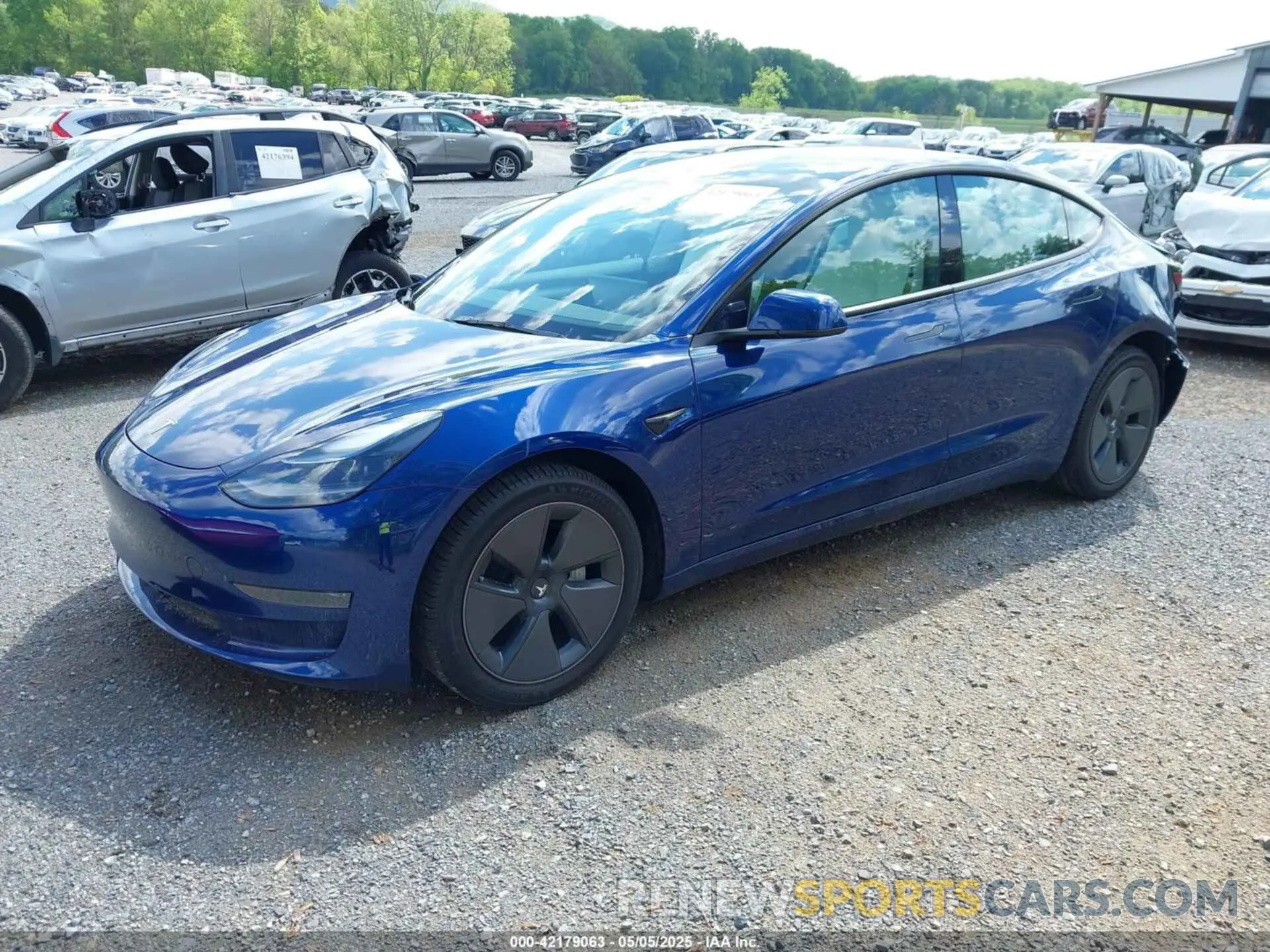 2 Фотография поврежденного автомобиля 5YJ3E1EAXPF620484 TESLA MODEL 3 2023