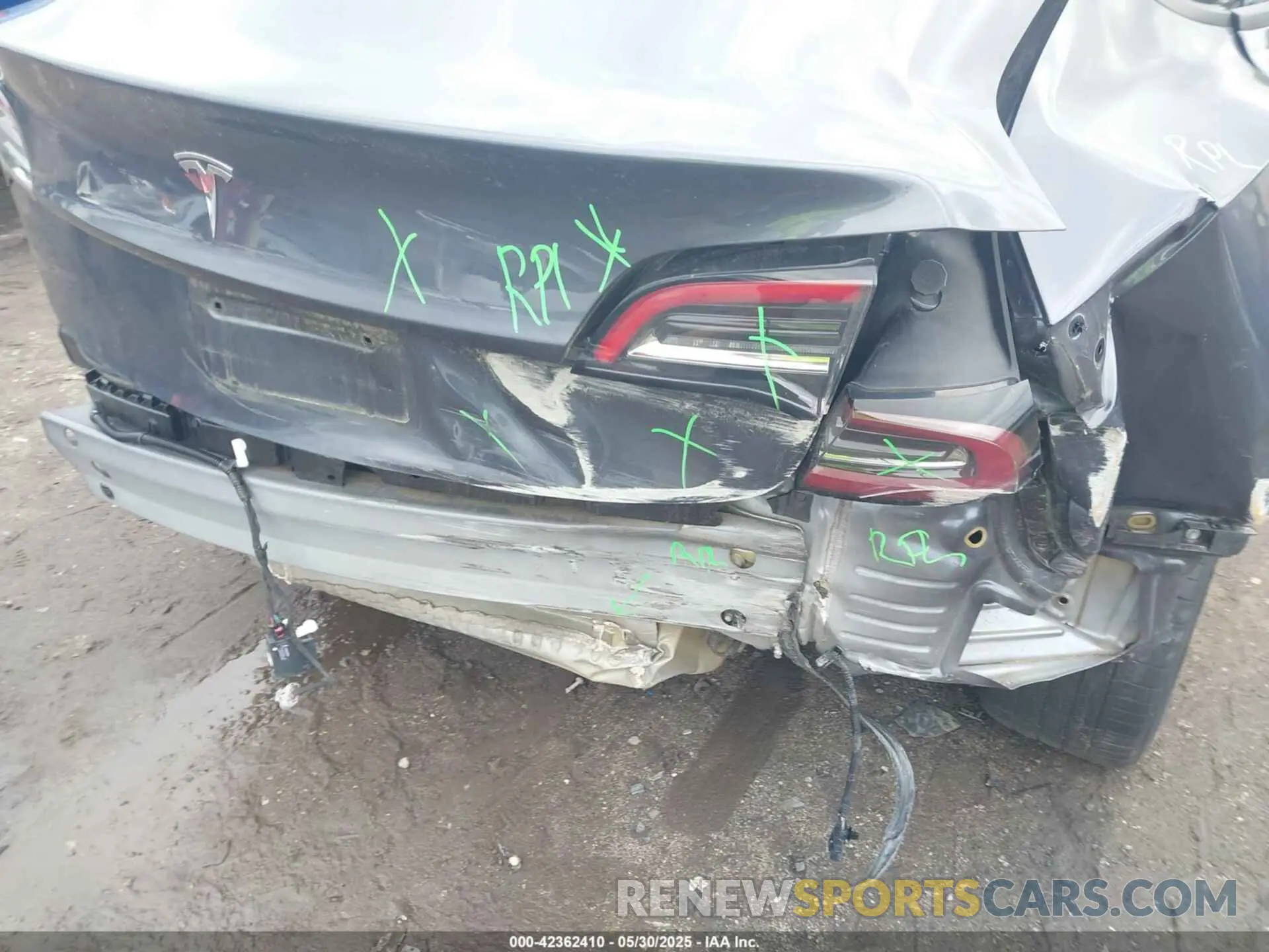20 Фотография поврежденного автомобиля 5YJ3E1EAXPF628911 TESLA MODEL 3 2023