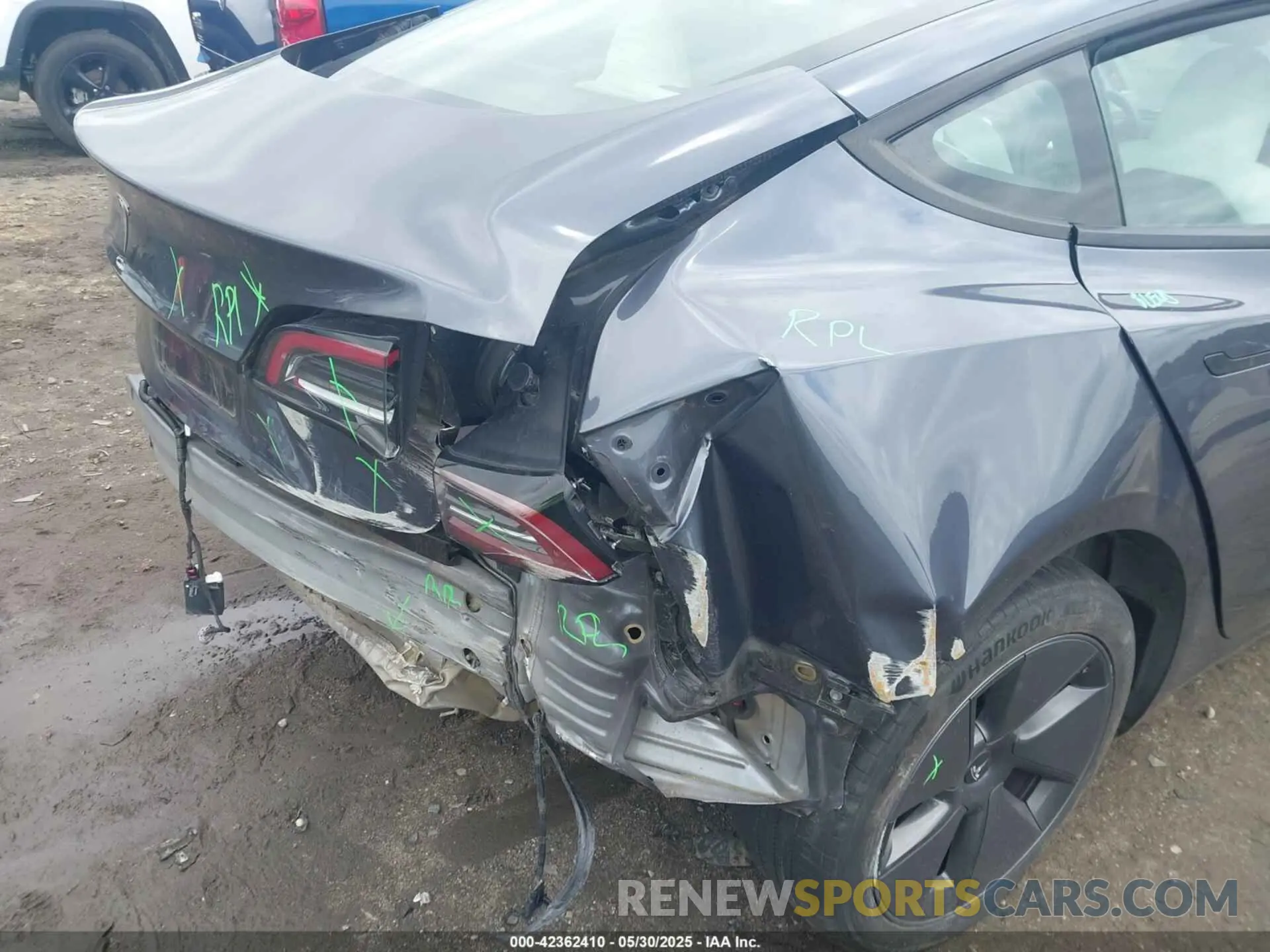 6 Фотография поврежденного автомобиля 5YJ3E1EAXPF628911 TESLA MODEL 3 2023