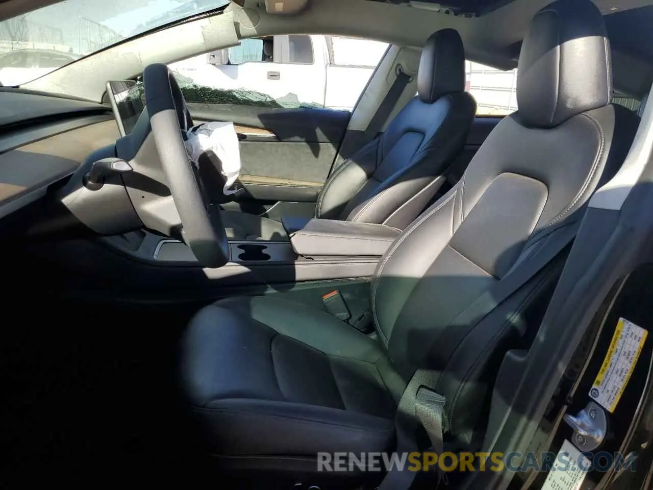 7 Photograph of a damaged car 5YJ3E1EAXPF648110 TESLA MODEL 3 2023