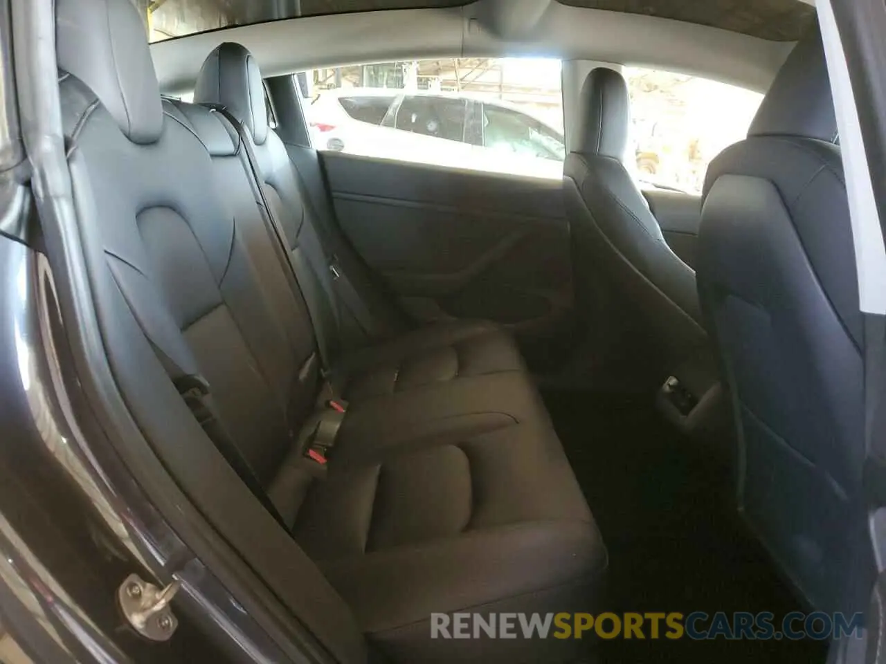 10 Photograph of a damaged car 5YJ3E1EAXPF691796 TESLA MODEL 3 2023
