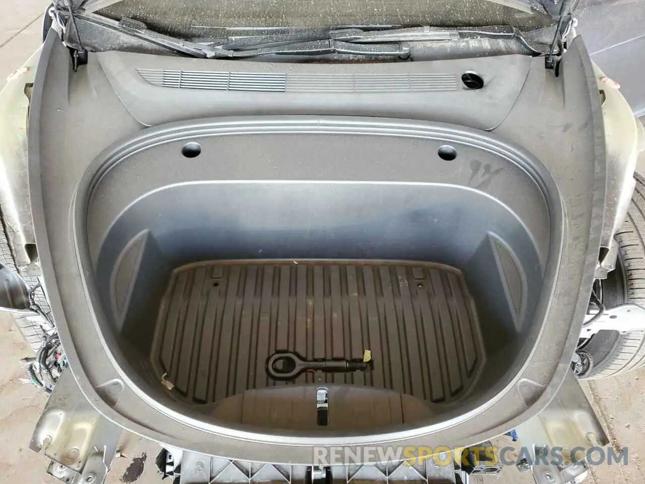 11 Photograph of a damaged car 5YJ3E1EAXPF691796 TESLA MODEL 3 2023