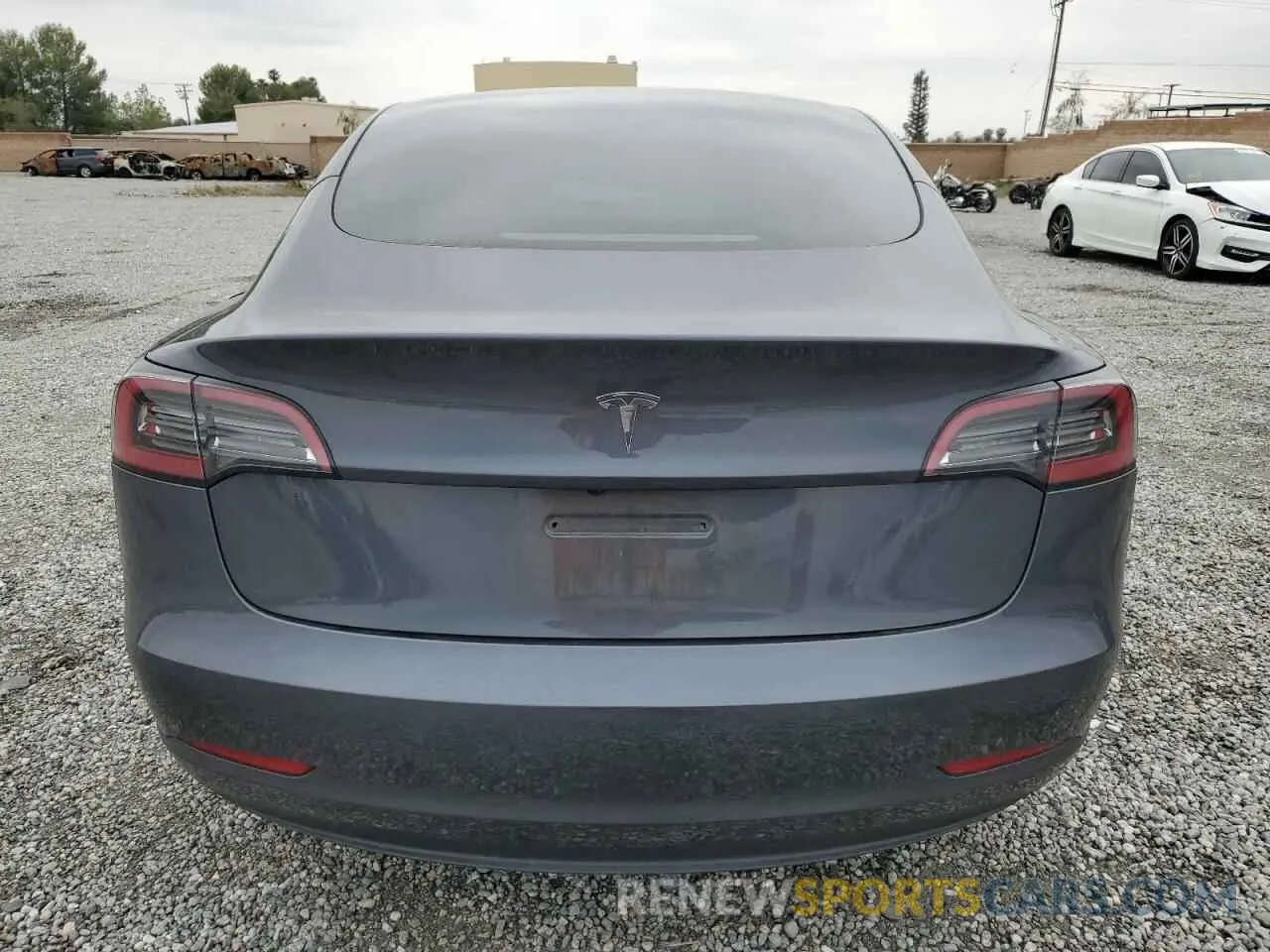 6 Фотография поврежденного автомобиля 5YJ3E1EAXPF694942 TESLA MODEL 3 2023
