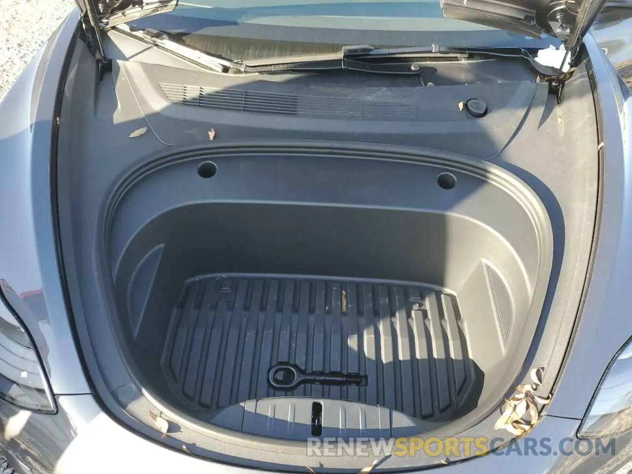 11 Photograph of a damaged car 5YJ3E1EAXPF704742 TESLA MODEL 3 2023
