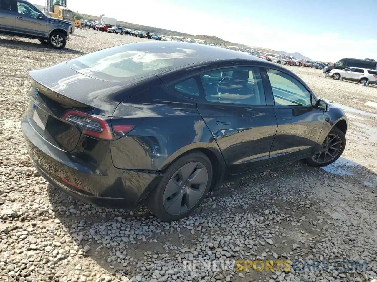 3 Фотография поврежденного автомобиля 5YJ3E1EAXPF708001 TESLA MODEL 3 2023