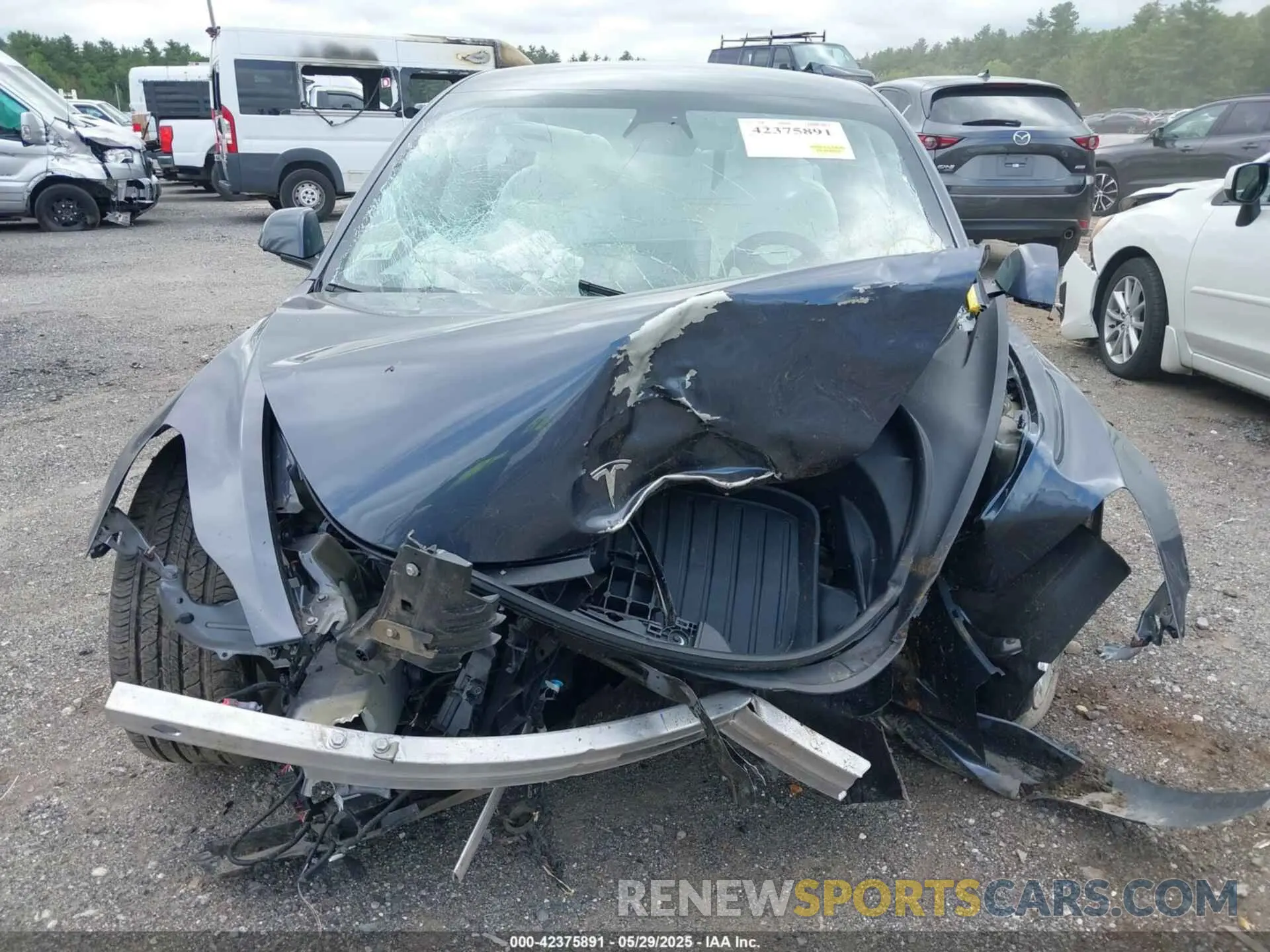 12 Photograph of a damaged car 5YJ3E1EB0PF389992 TESLA MODEL 3 2023