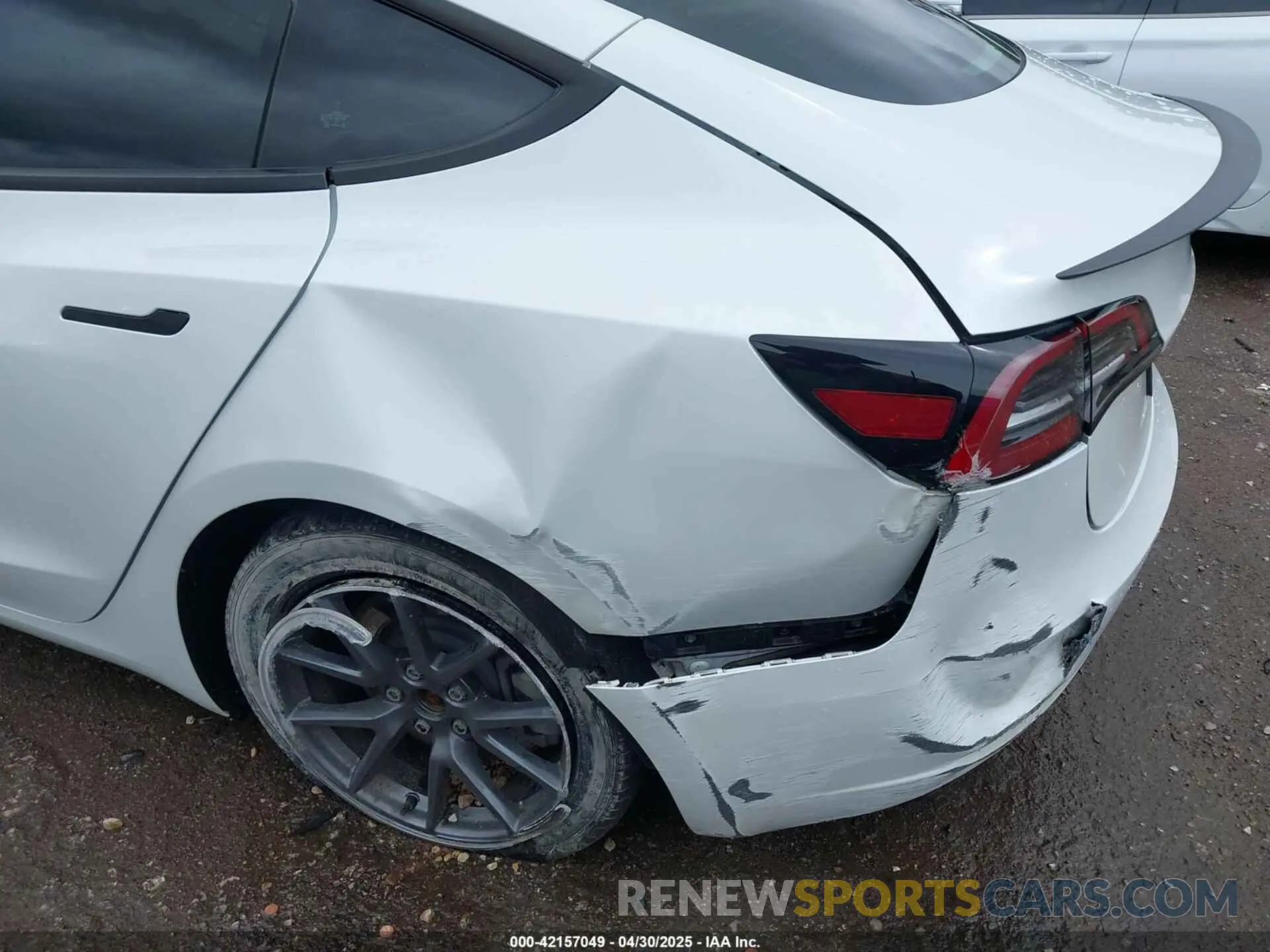 6 Фотография поврежденного автомобиля 5YJ3E1EB0PF596303 TESLA MODEL 3 2023