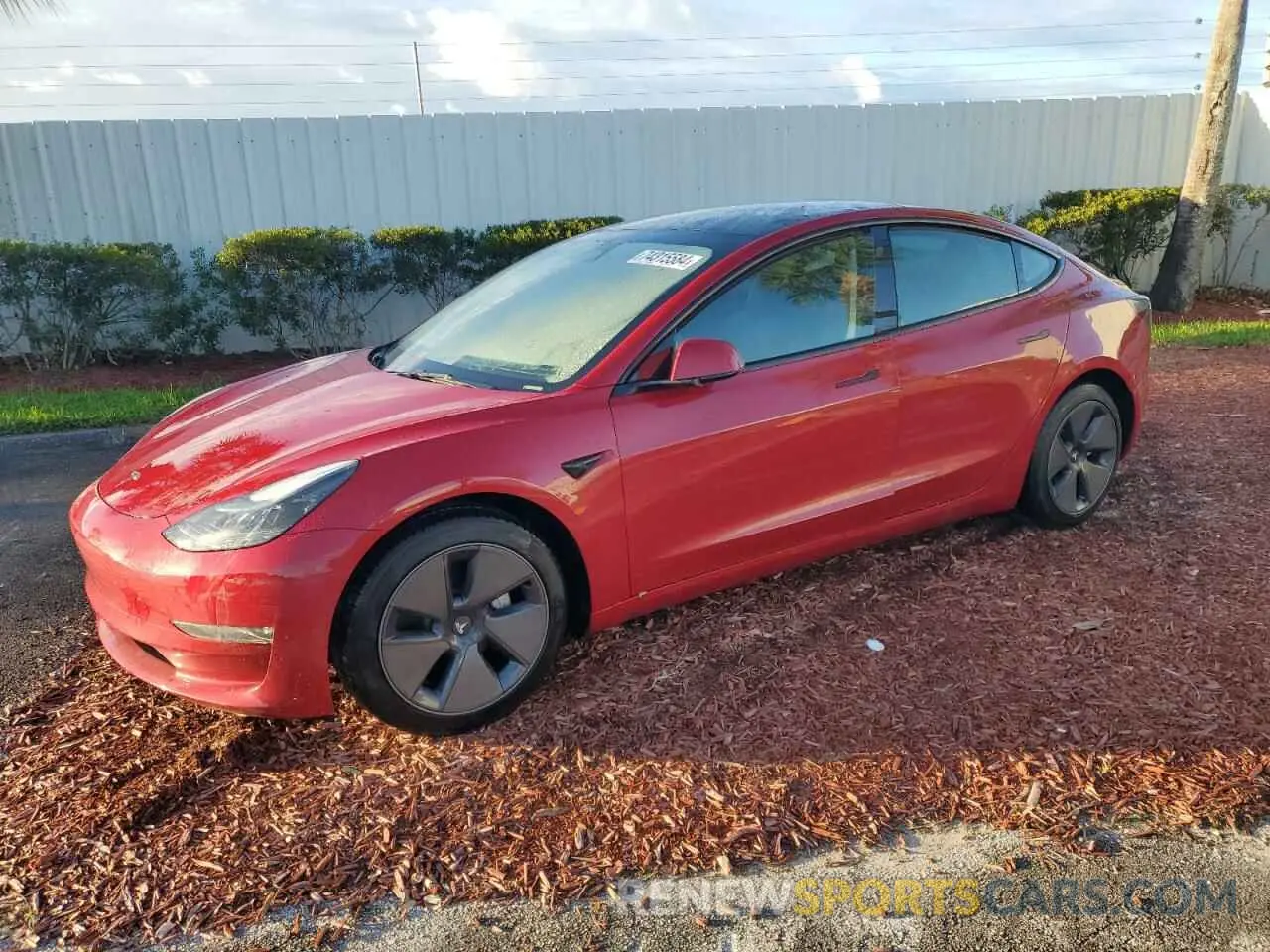 1 Фотография поврежденного автомобиля 5YJ3E1EB1PF386583 TESLA MODEL 3 2023