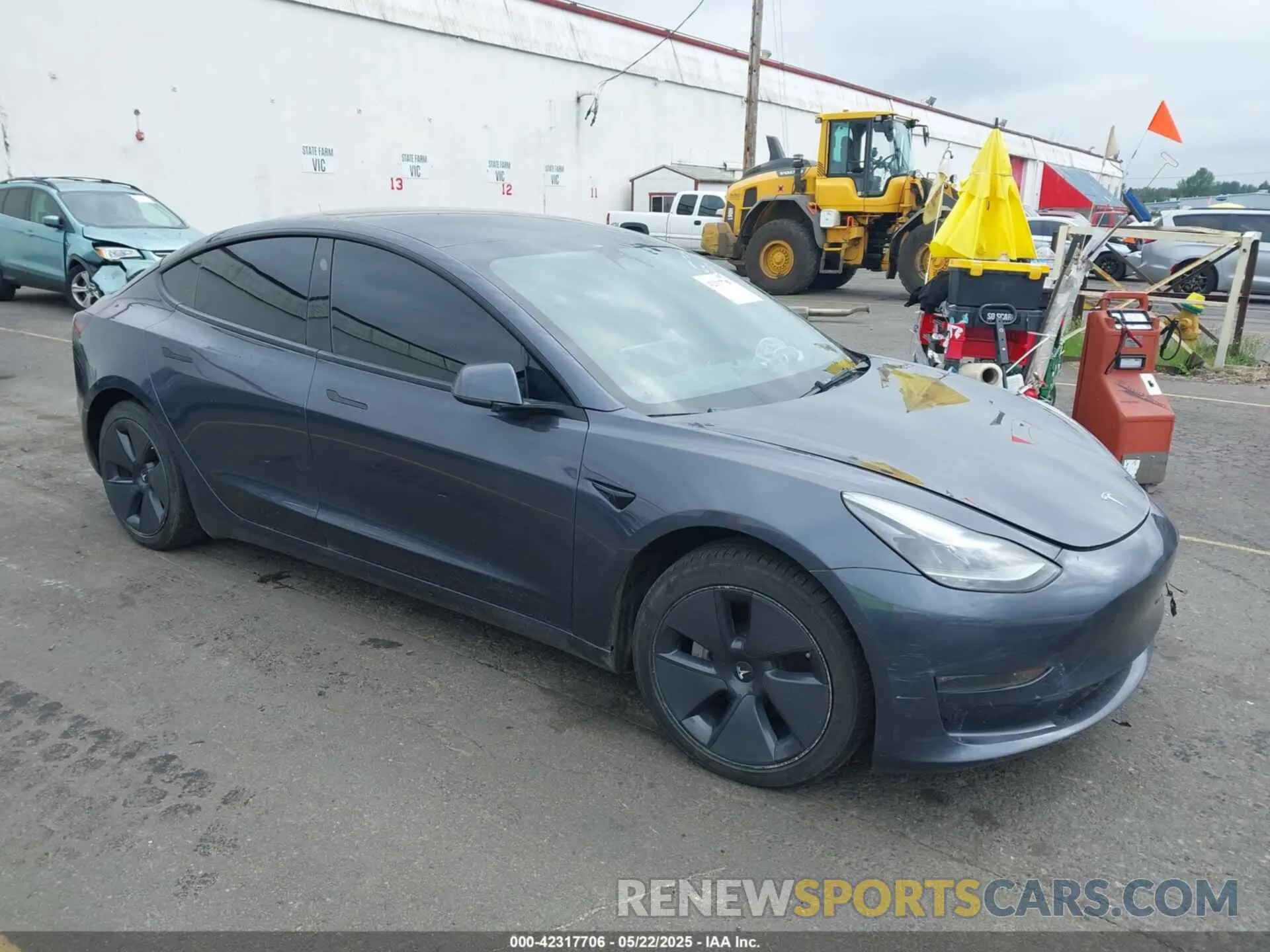 1 Фотография поврежденного автомобиля 5YJ3E1EB1PF391590 TESLA MODEL 3 2023