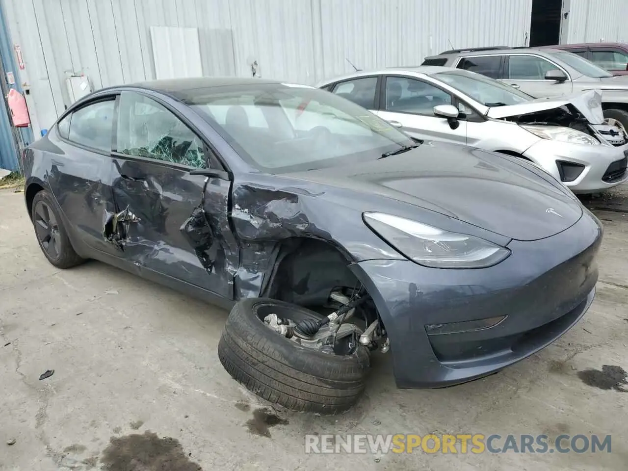 4 Фотография поврежденного автомобиля 5YJ3E1EB1PF634072 TESLA MODEL 3 2023