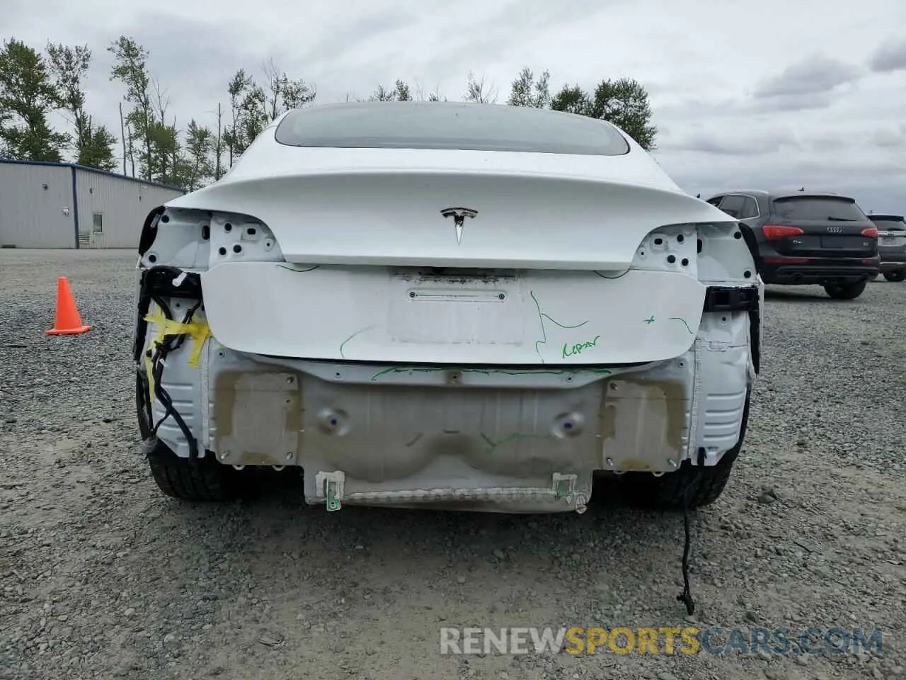 6 Photograph of a damaged car 5YJ3E1EB1PF665368 TESLA MODEL 3 2023