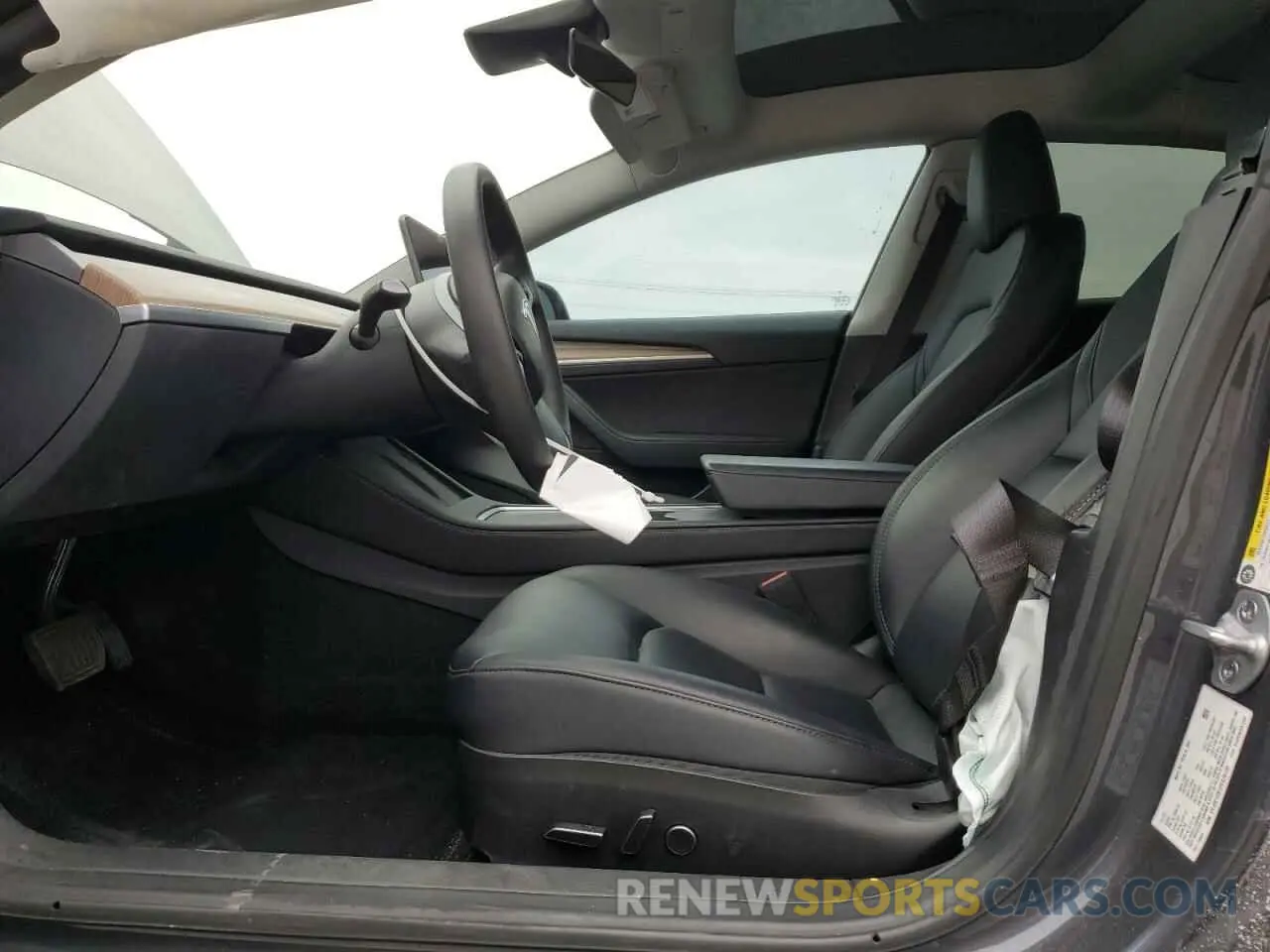 7 Photograph of a damaged car 5YJ3E1EB1PF676192 TESLA MODEL 3 2023