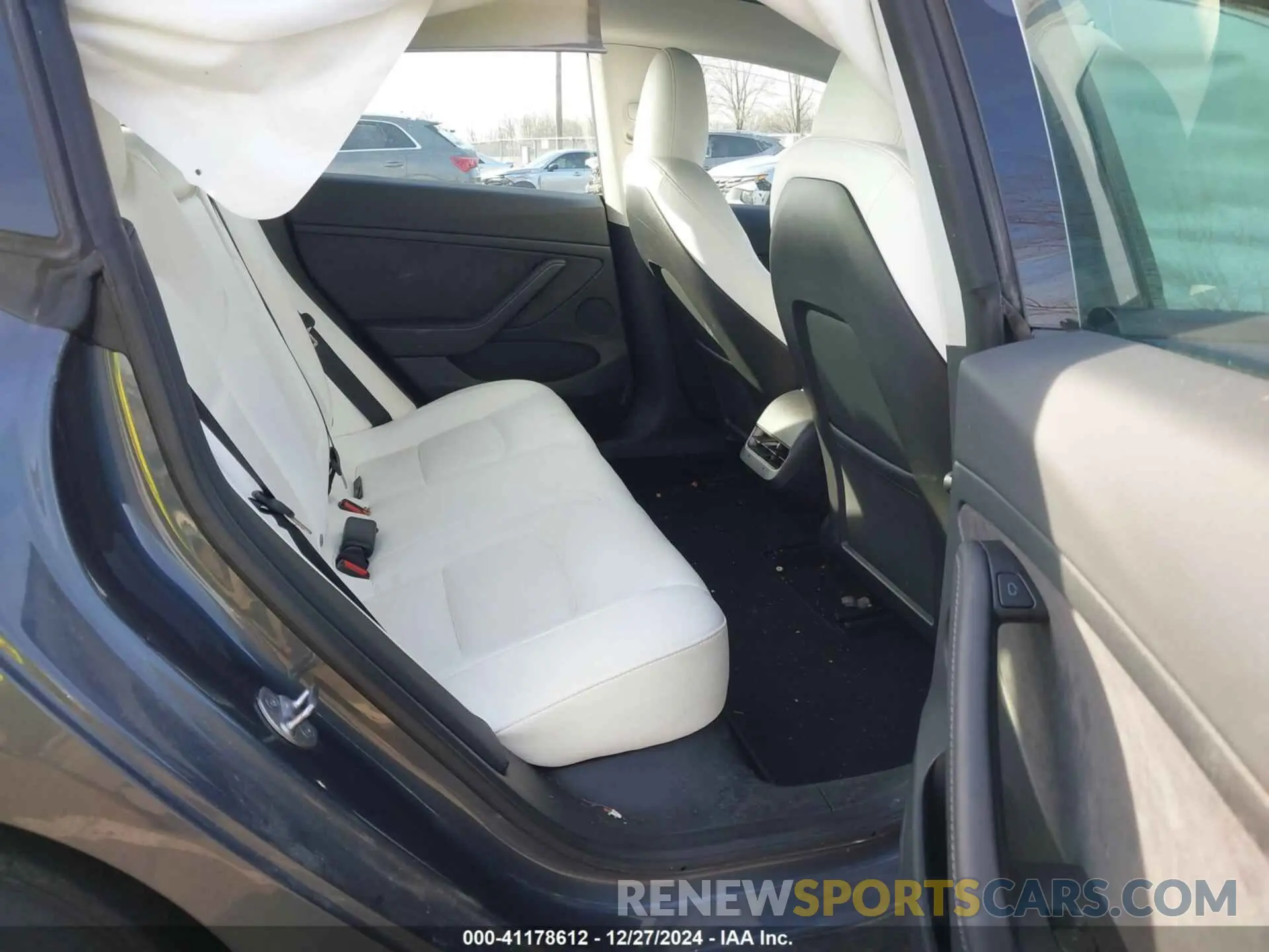 8 Photograph of a damaged car 5YJ3E1EB1PF703360 TESLA MODEL 3 2023