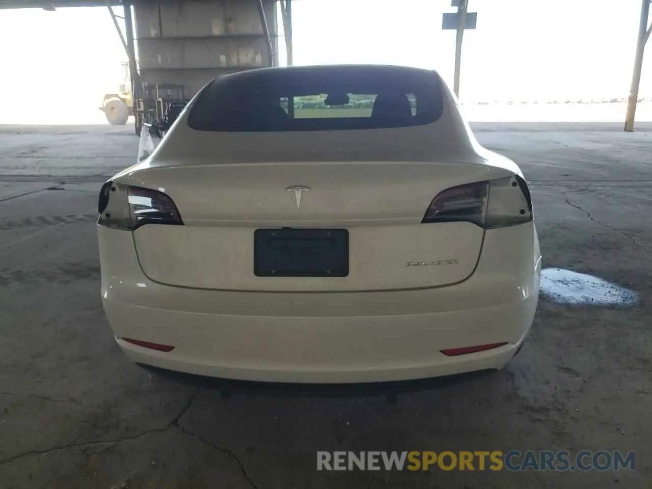 6 Photograph of a damaged car 5YJ3E1EB1PF710423 TESLA MODEL 3 2023