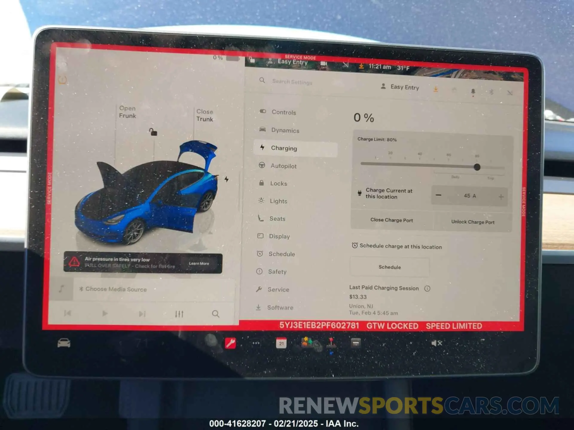 17 Photograph of a damaged car 5YJ3E1EB2PF602781 TESLA MODEL 3 2023