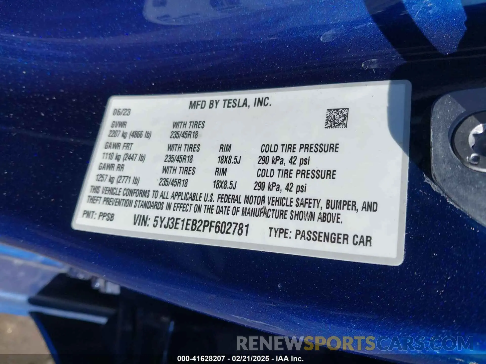 9 Photograph of a damaged car 5YJ3E1EB2PF602781 TESLA MODEL 3 2023