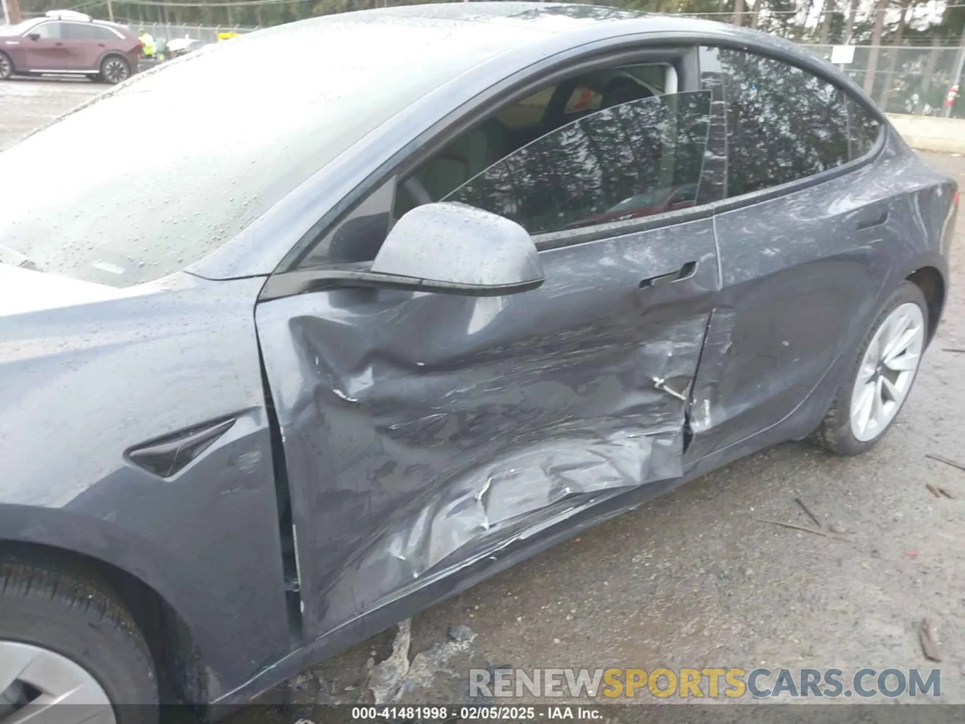 6 Photograph of a damaged car 5YJ3E1EB2PF637191 TESLA MODEL 3 2023