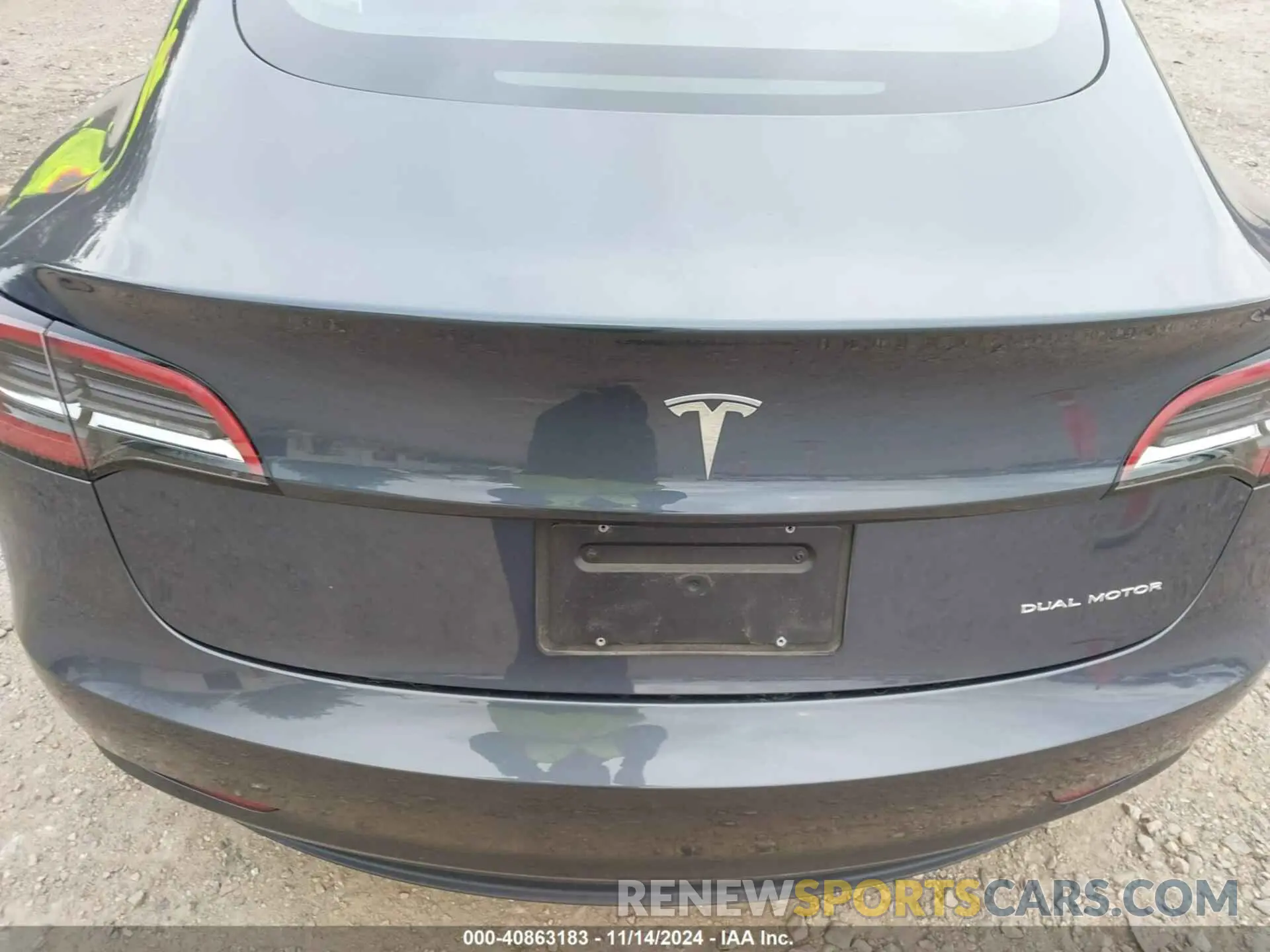 10 Фотография поврежденного автомобиля 5YJ3E1EB2PF686312 TESLA MODEL 3 2023