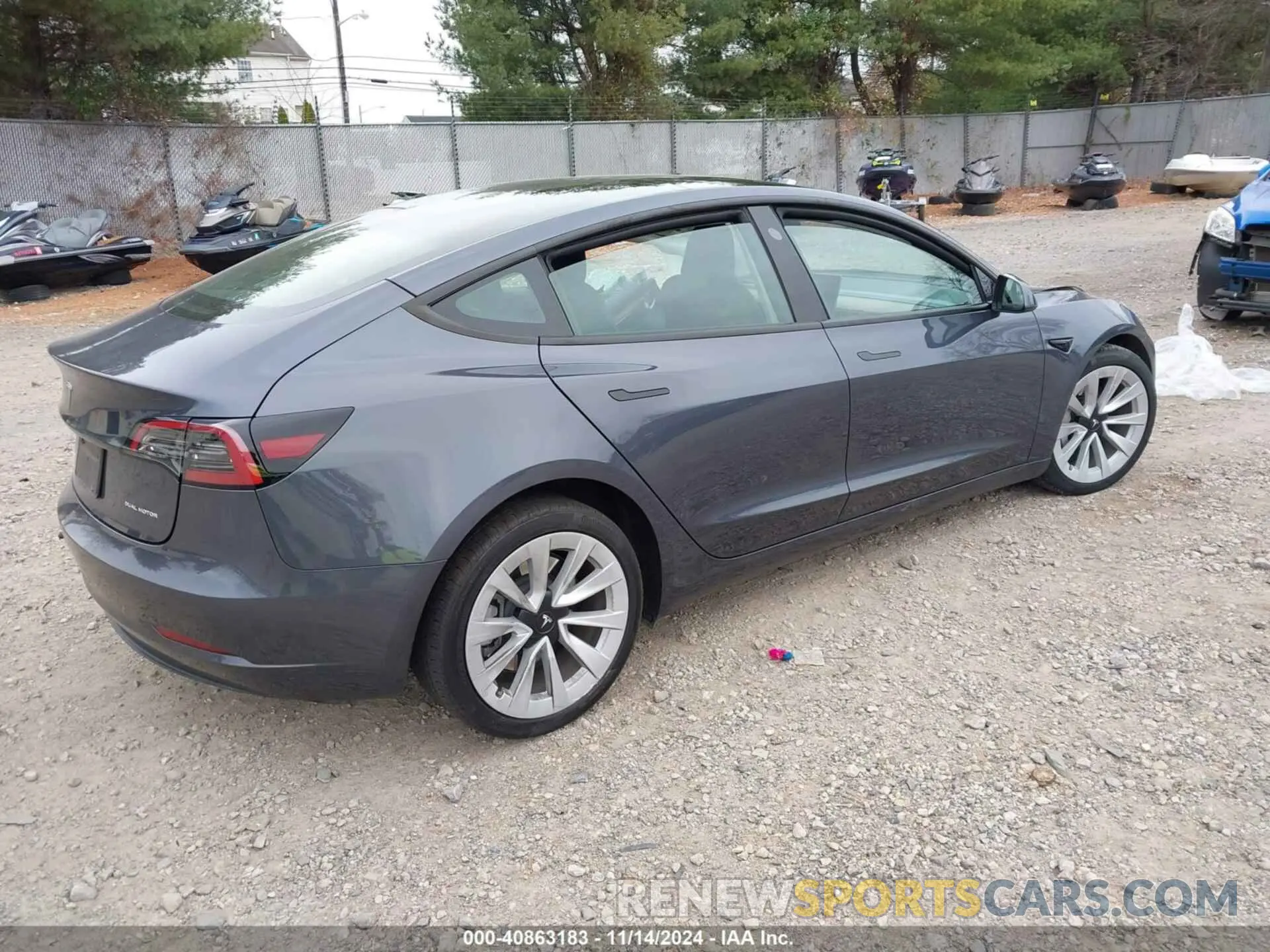 4 Фотография поврежденного автомобиля 5YJ3E1EB2PF686312 TESLA MODEL 3 2023
