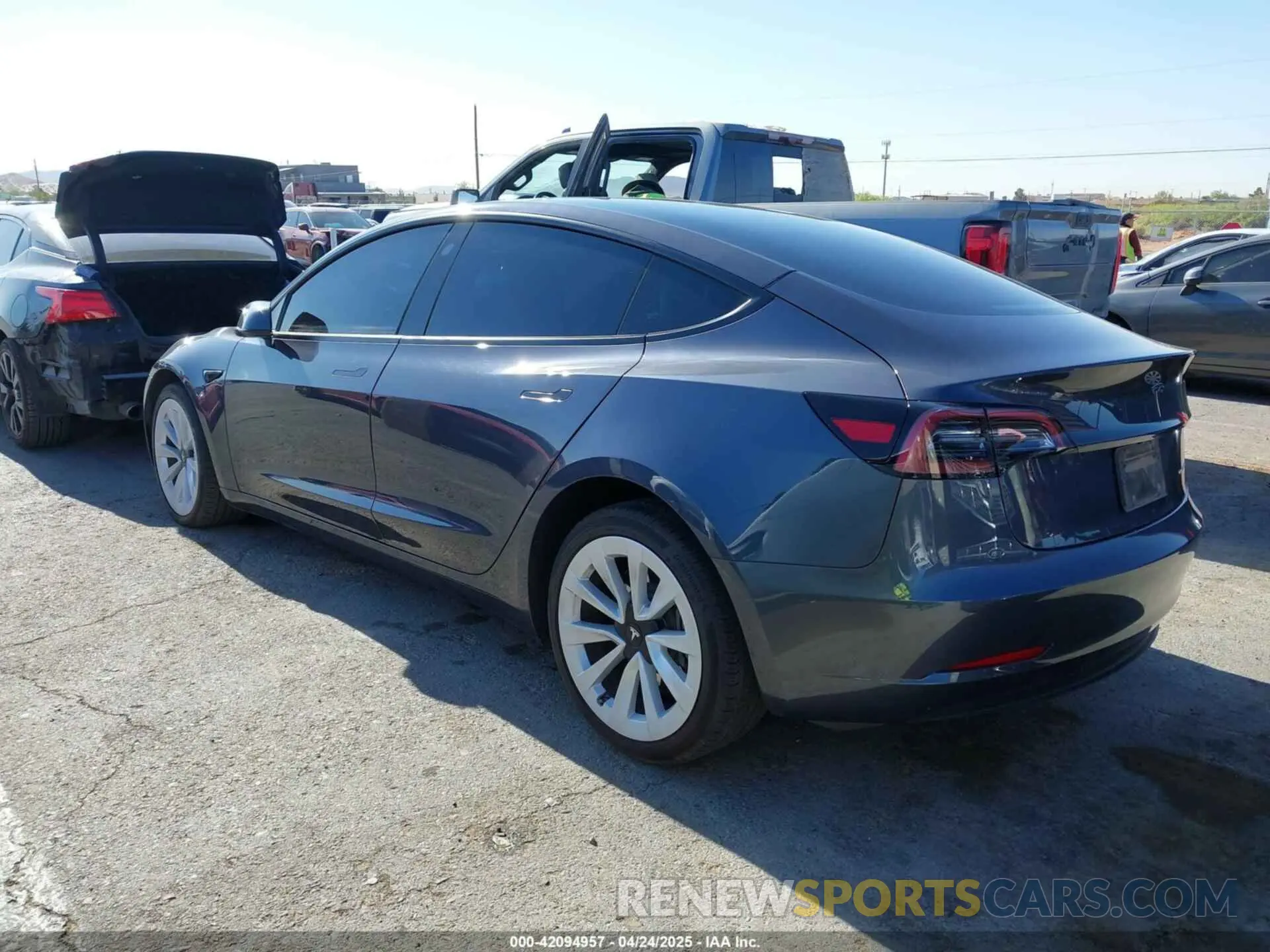 3 Фотография поврежденного автомобиля 5YJ3E1EB3PF626345 TESLA MODEL 3 2023