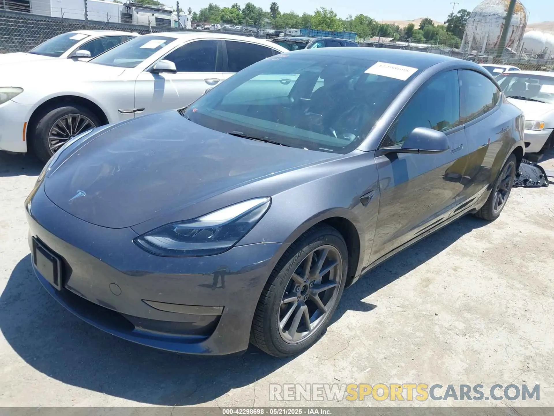 2 Photograph of a damaged car 5YJ3E1EB3PF698548 TESLA MODEL 3 2023