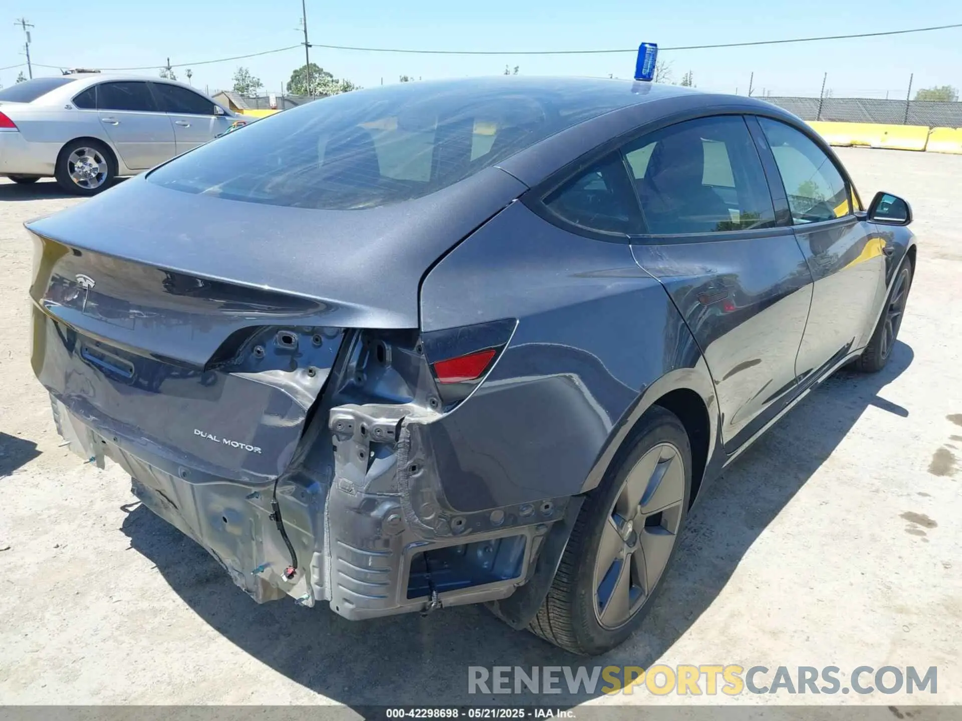 4 Photograph of a damaged car 5YJ3E1EB3PF698548 TESLA MODEL 3 2023