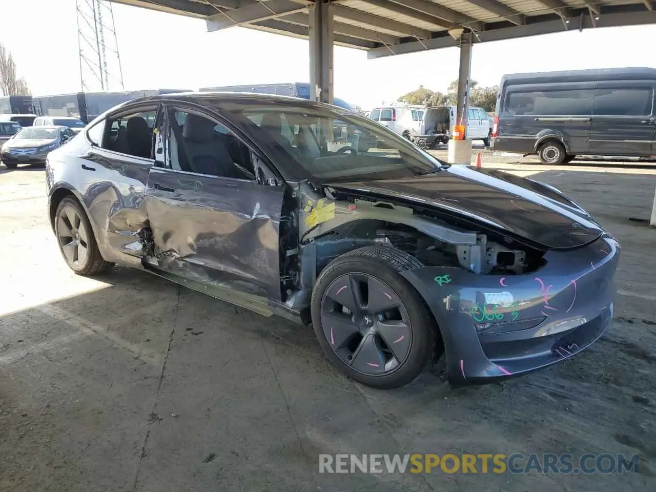 4 Фотография поврежденного автомобиля 5YJ3E1EB3PF705515 TESLA MODEL 3 2023