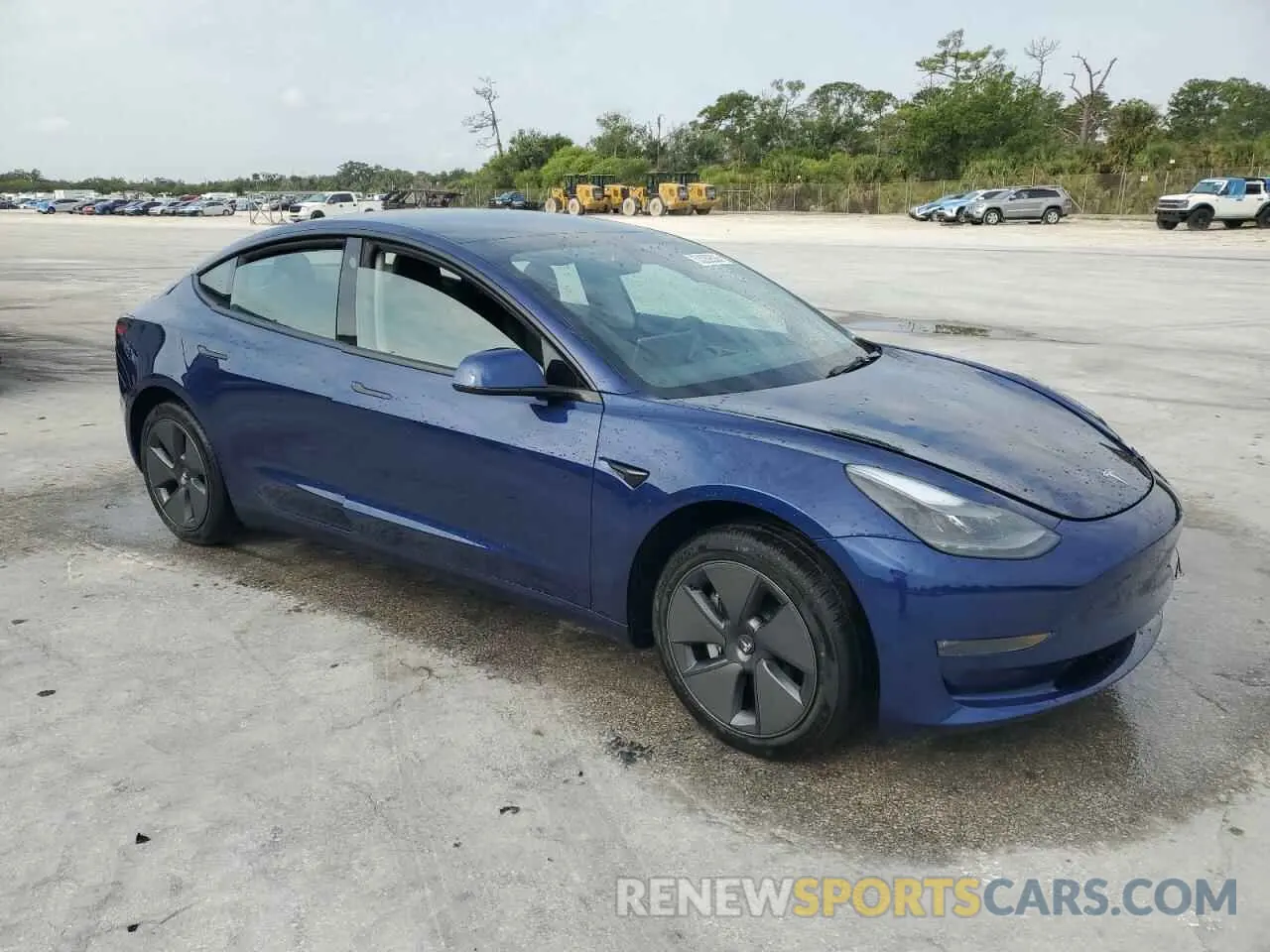 4 Photograph of a damaged car 5YJ3E1EB4PF390885 TESLA MODEL 3 2023